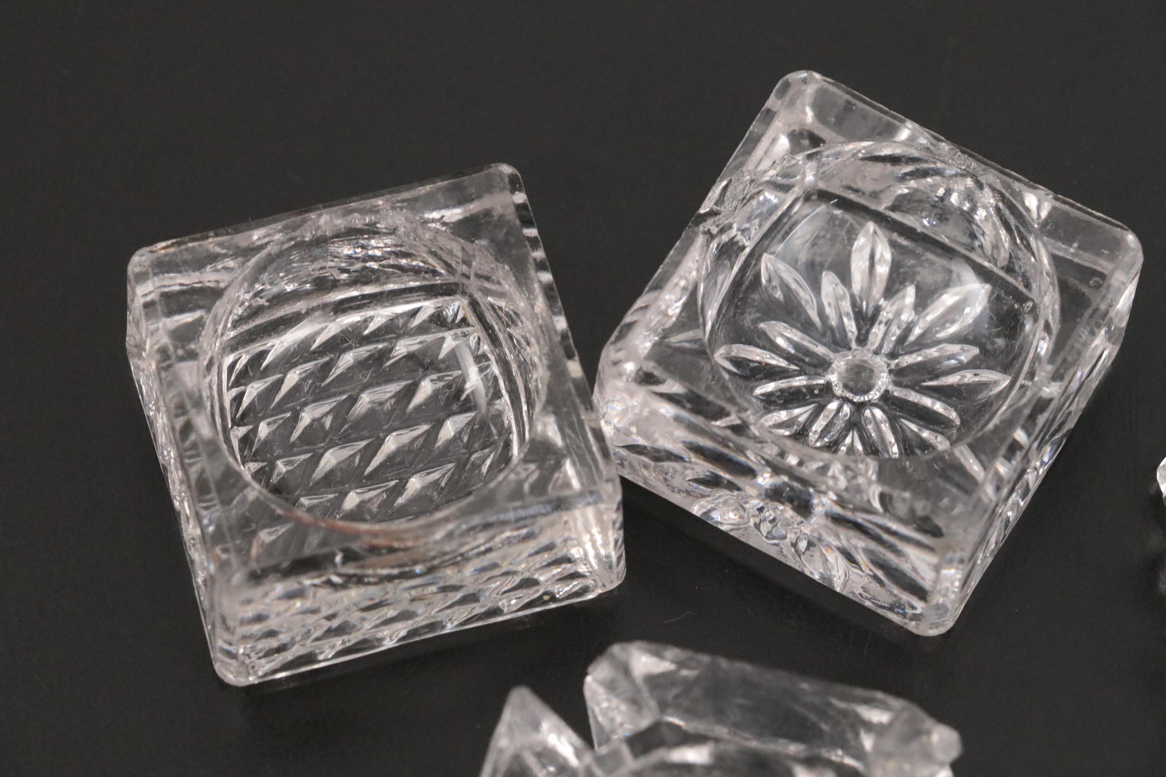 Uranium Crackle Glass Souvenir Coaster with Salt Cellars and Spoons