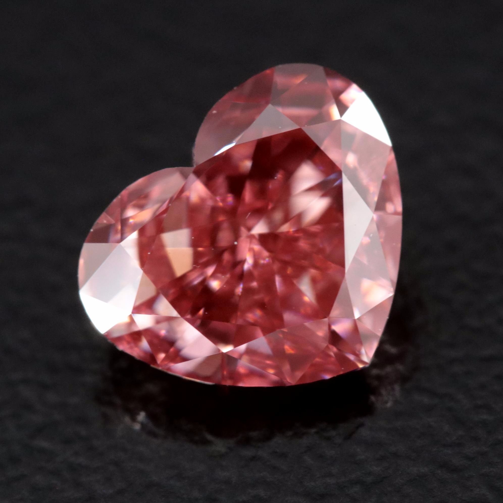 Loose 2.01 CT Fancy Intense Pink Diamond