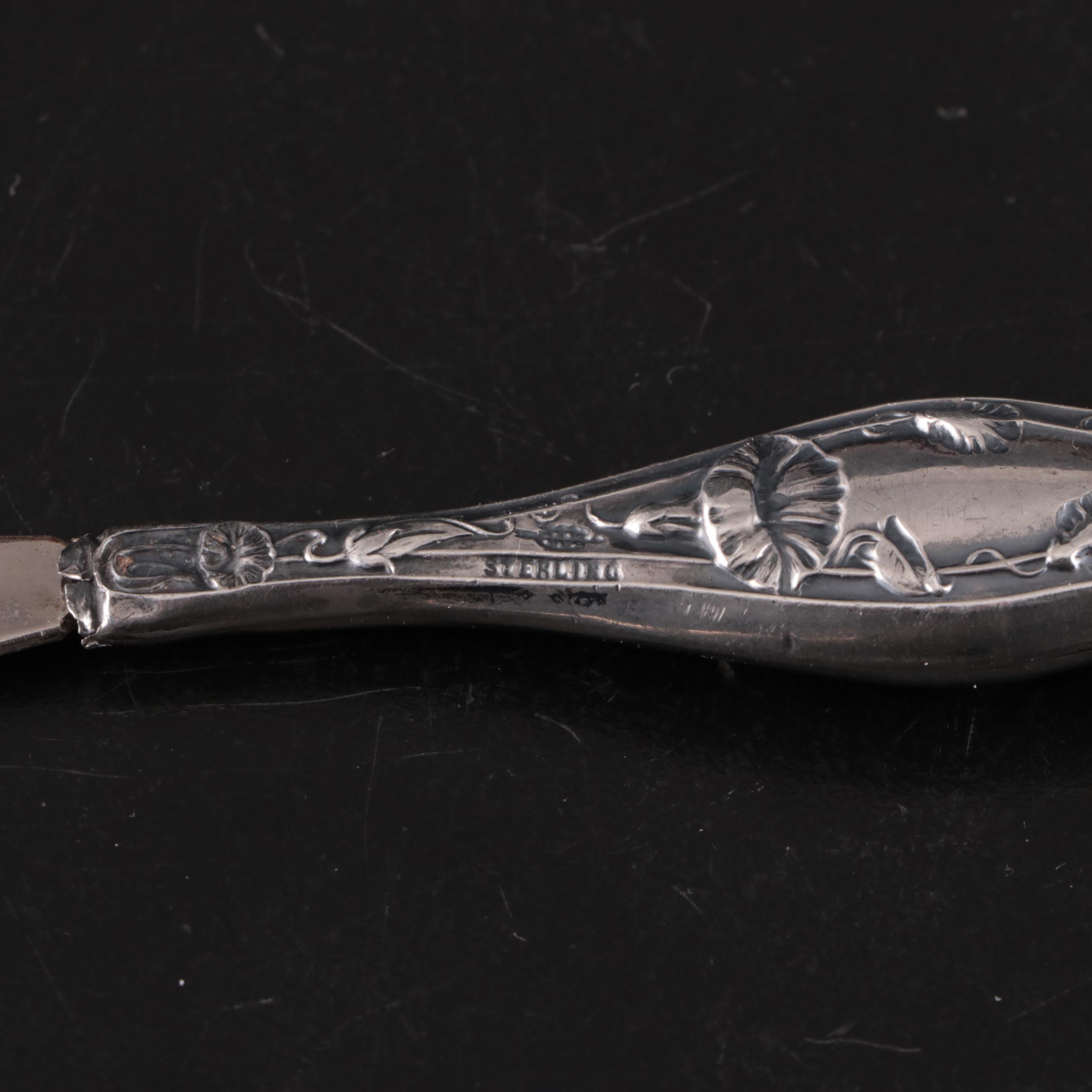 ster Sterling Handled Knives and Shoehorn with Mexican Sterling