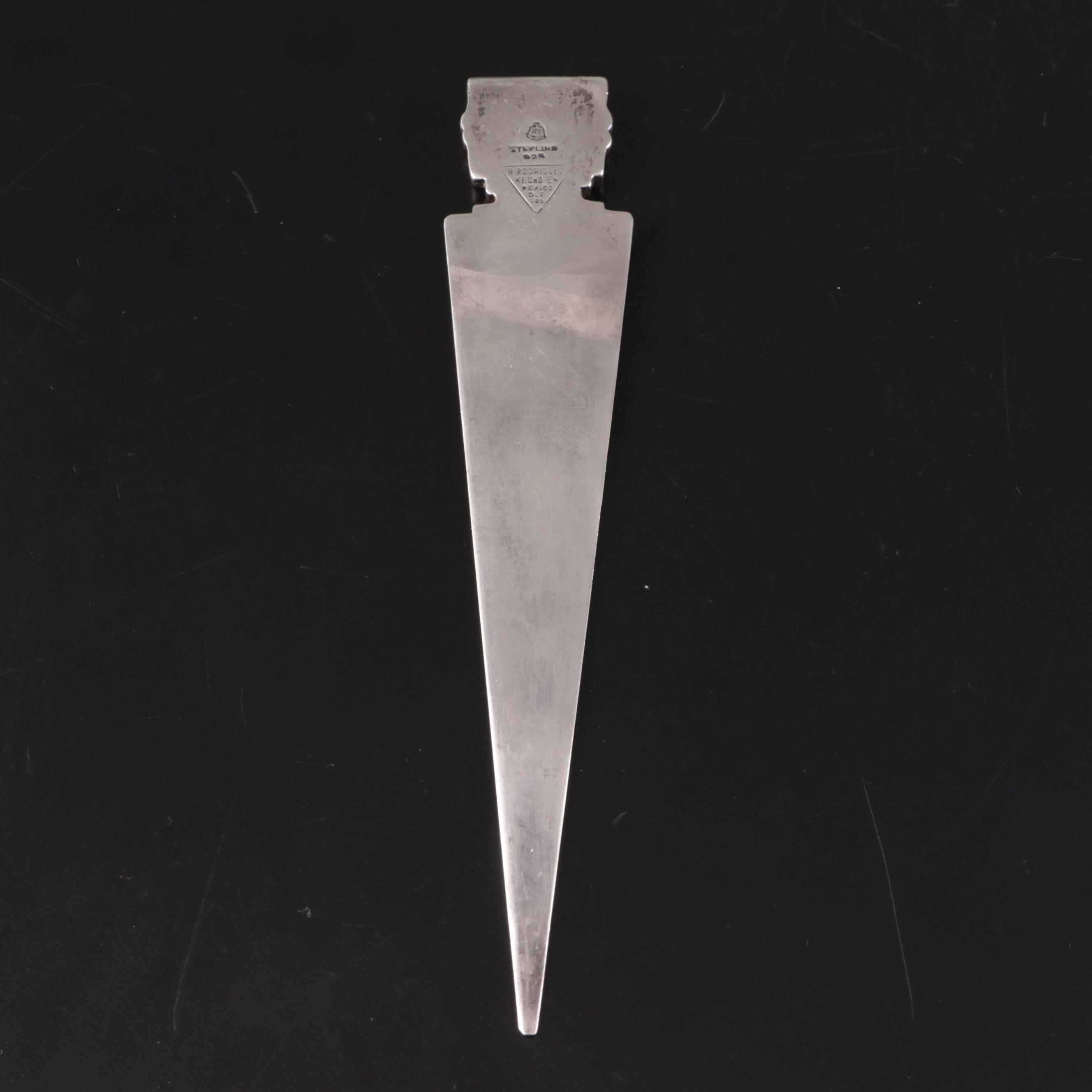 ster Sterling Handled Knives and Shoehorn with Mexican Sterling