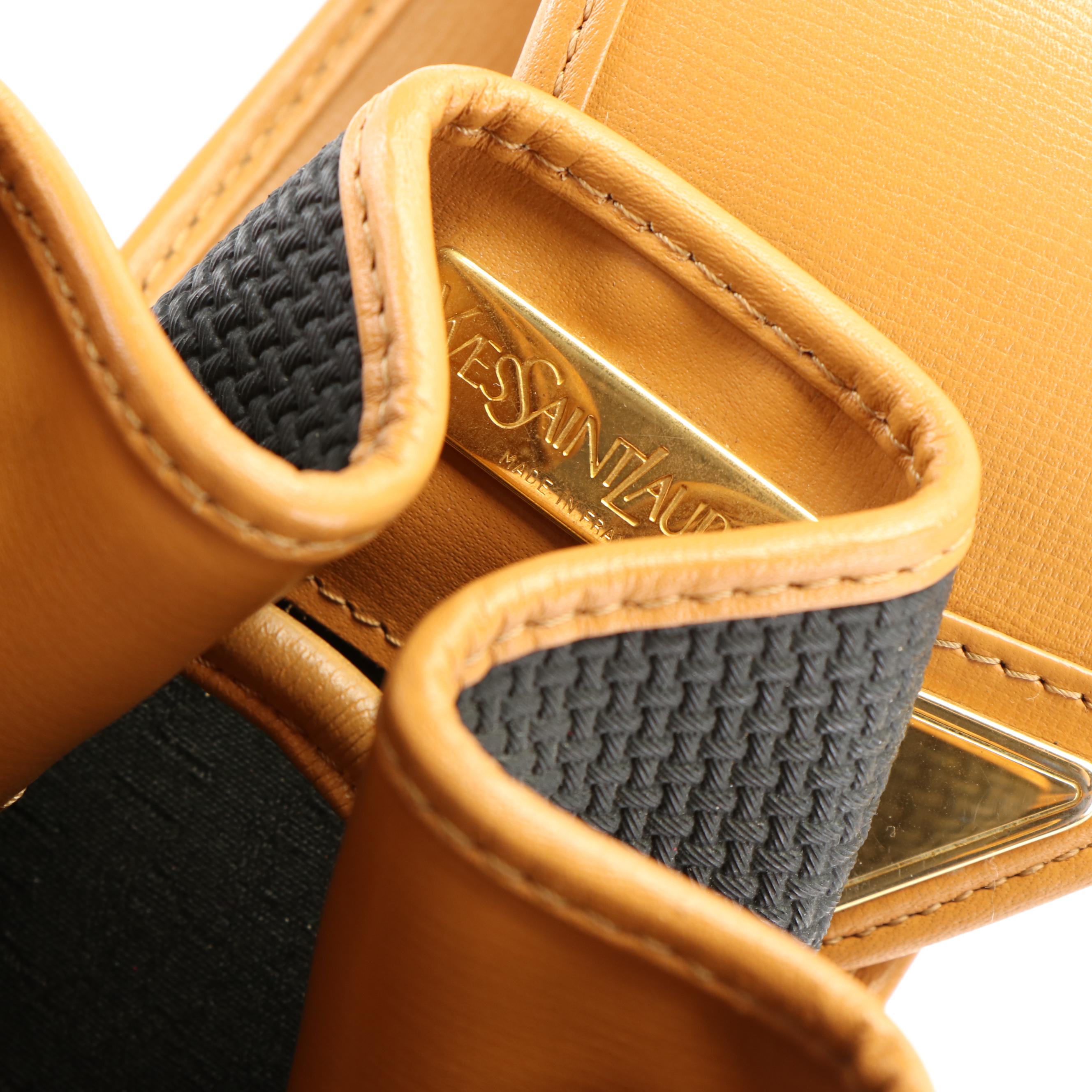 Yves Saint Laurent Bucket Bag in Tan Leather and  Gray Fabric