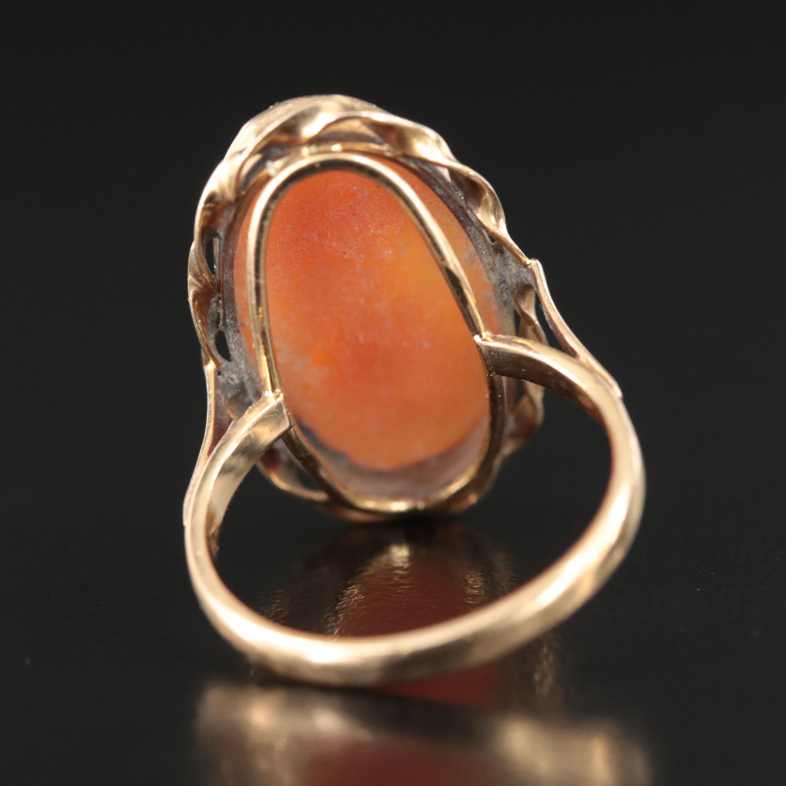 Italian 14K Shell Cameo Ring