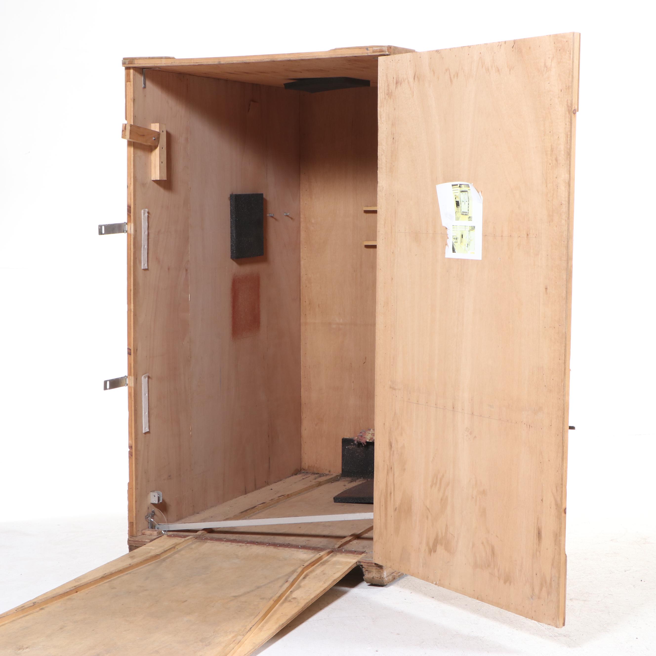 LEGO "Knights' Kingdom" Life-Size Dealer Display with LEGO Shipping Crate