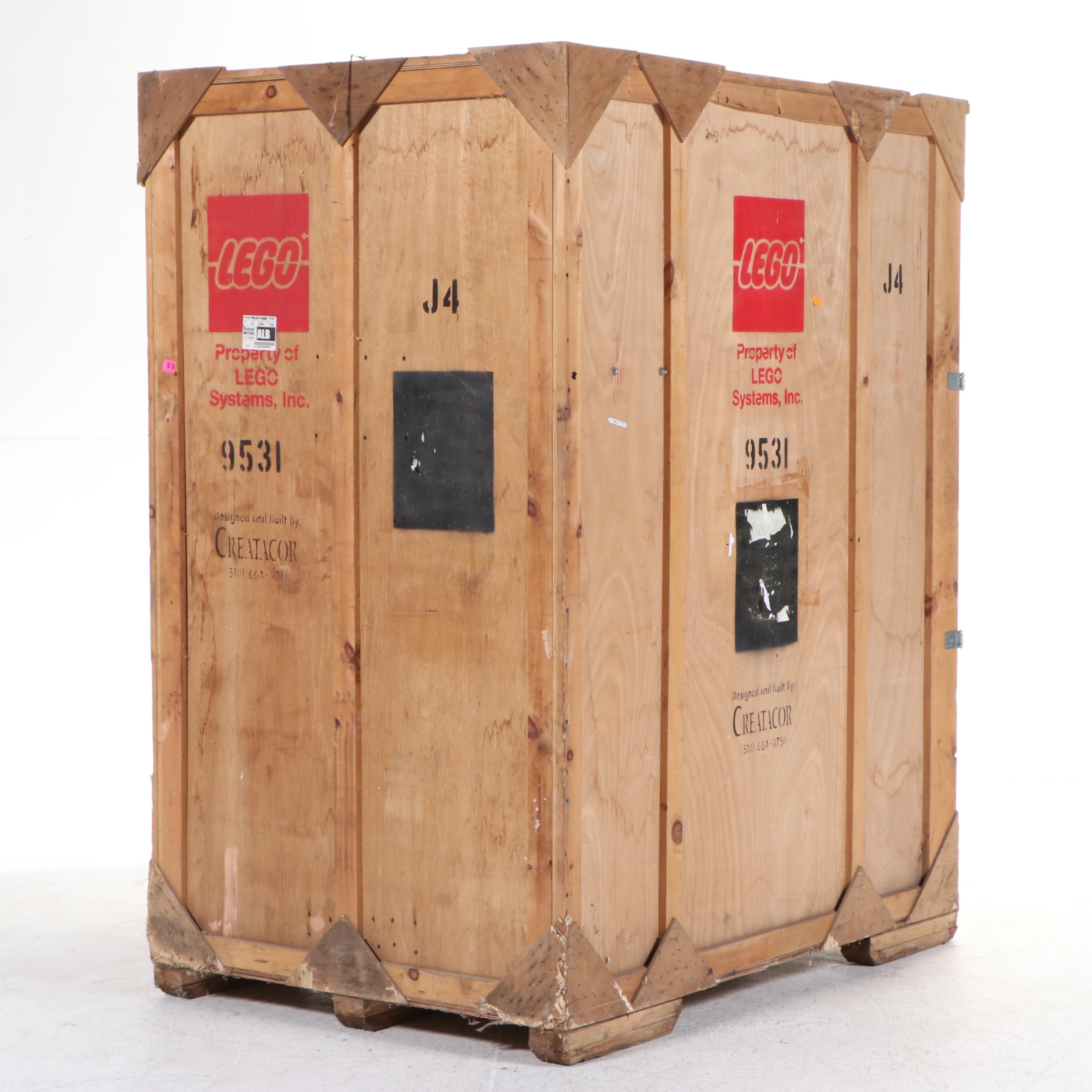 LEGO "Knights' Kingdom" Life-Size Dealer Display with LEGO Shipping Crate