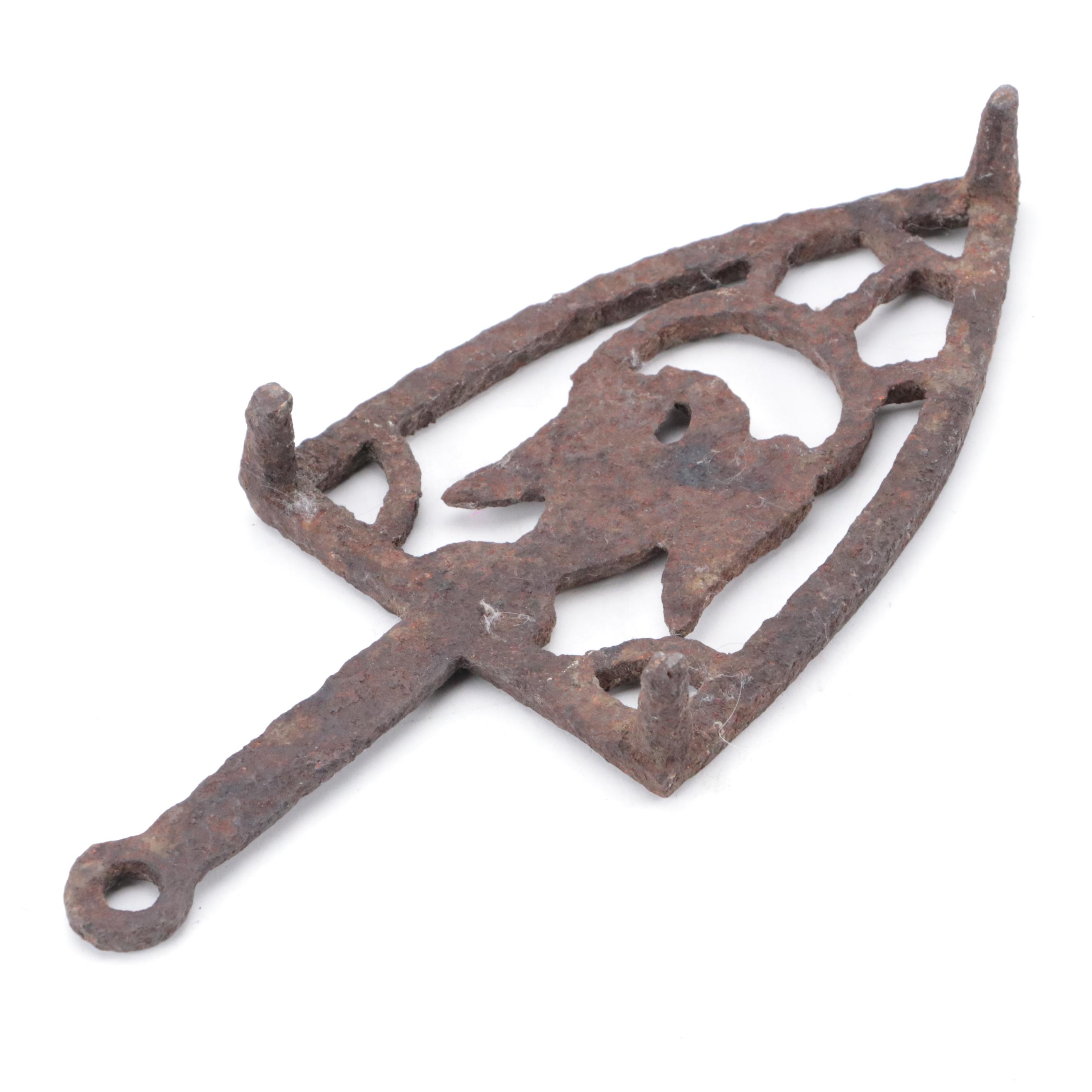 Wagner Cast Iron Dutch Oven with Trivet and Spring Scale