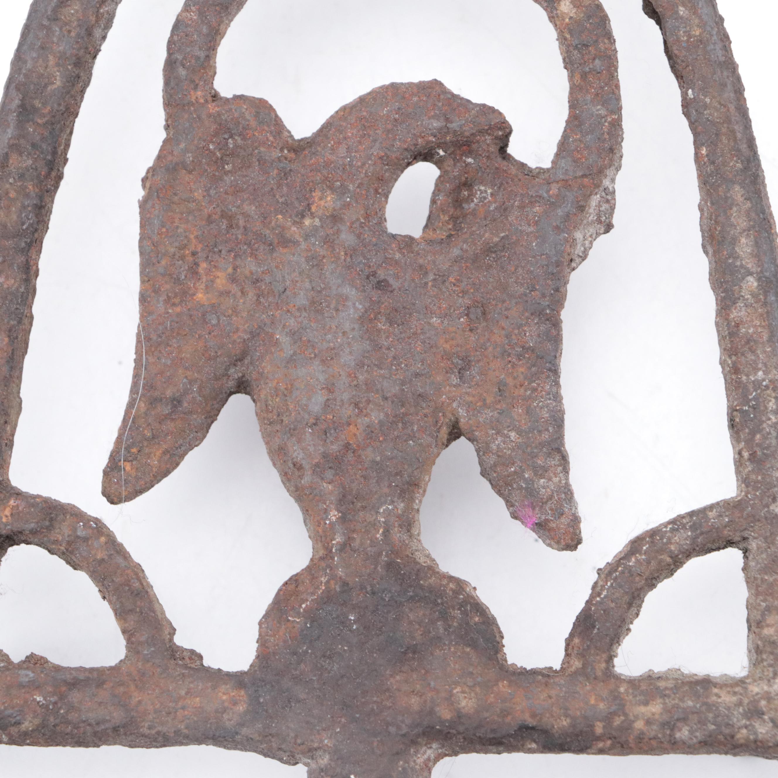 Wagner Cast Iron Dutch Oven with Trivet and Spring Scale