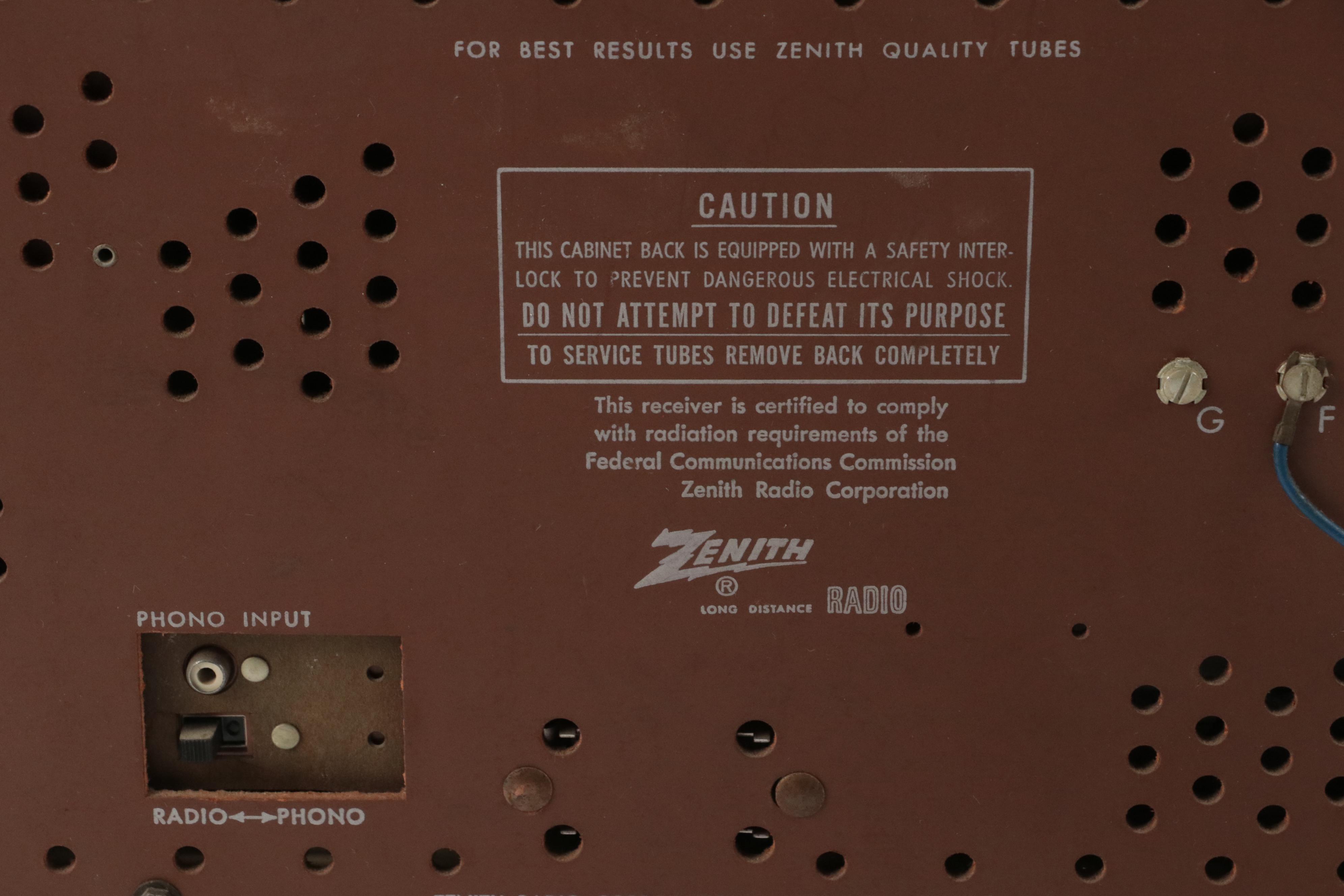 Zenith Radio Corporation AM/FM Long Distance Radio, Mid-20th Century