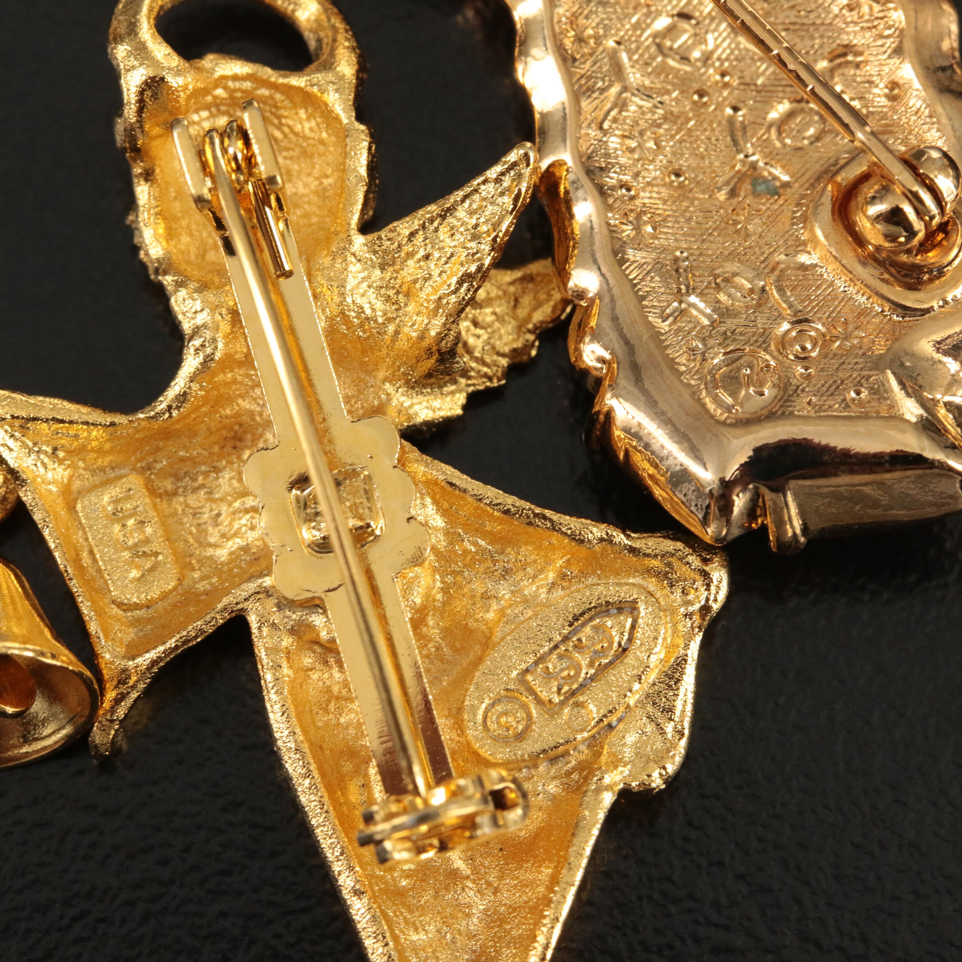 Swarovski Crystal Featured in Christmas Themed Jewelry