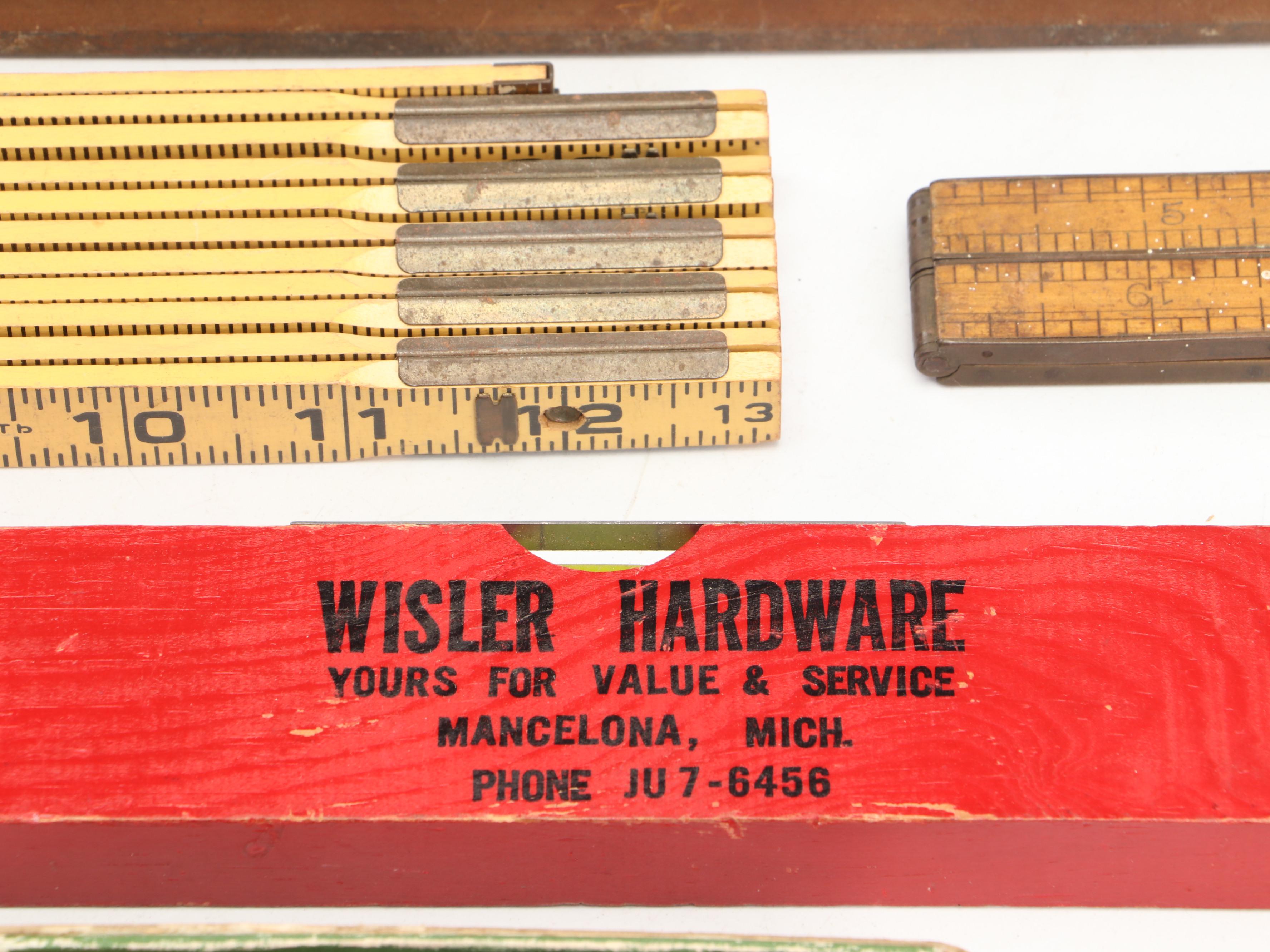 Craftsman Wood Planer with Spirit Levels, Tape Measure and Rulers