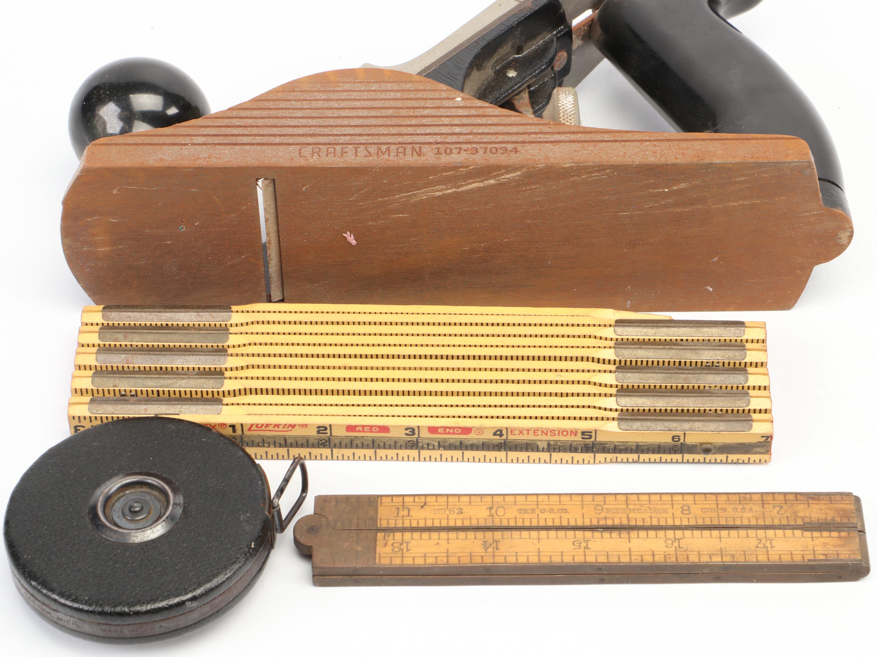 Craftsman Wood Planer with Spirit Levels, Tape Measure and Rulers