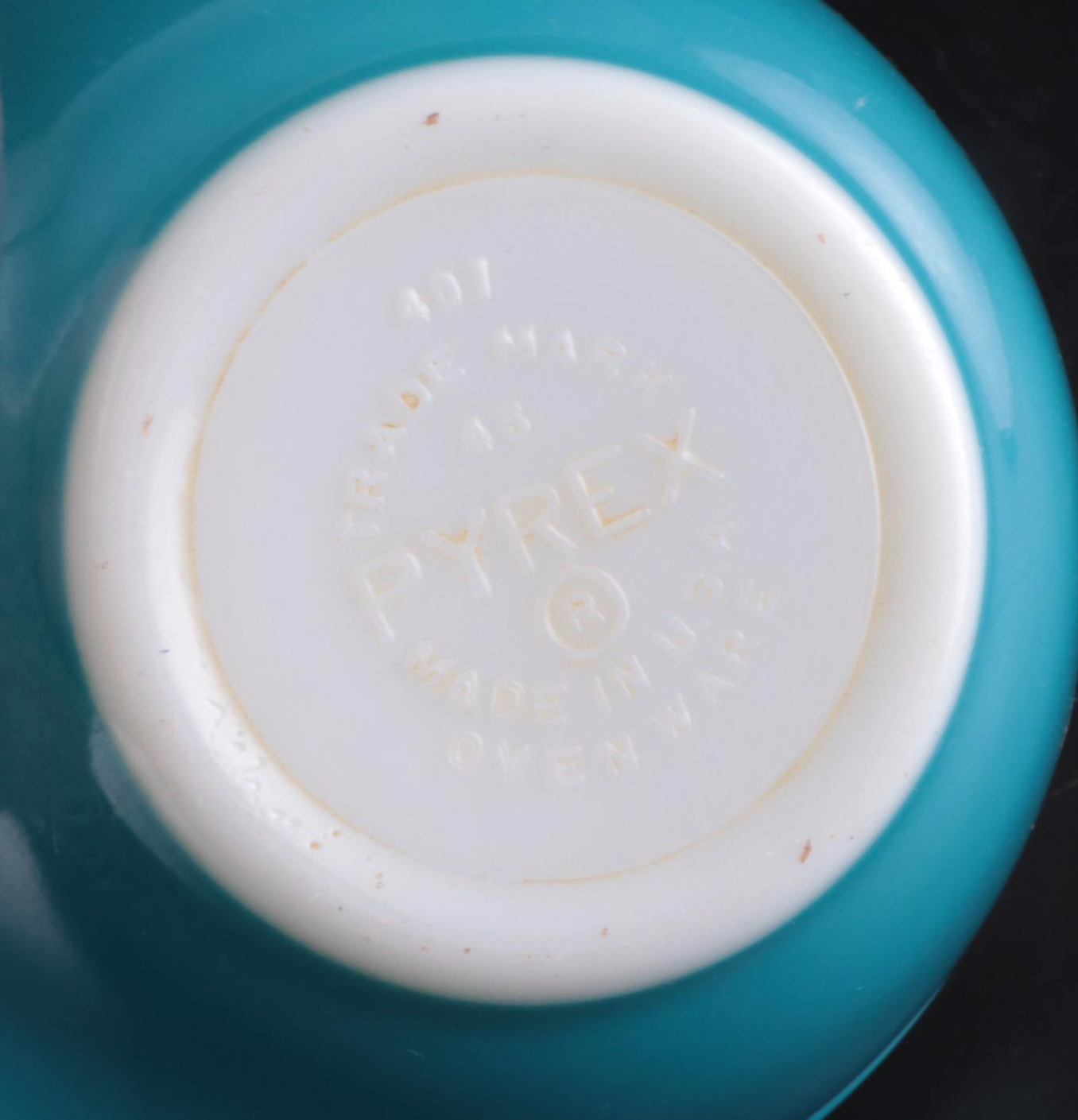 Pyrex "Primary Colors" Glass Mixing Bowls, Mid-20th Century