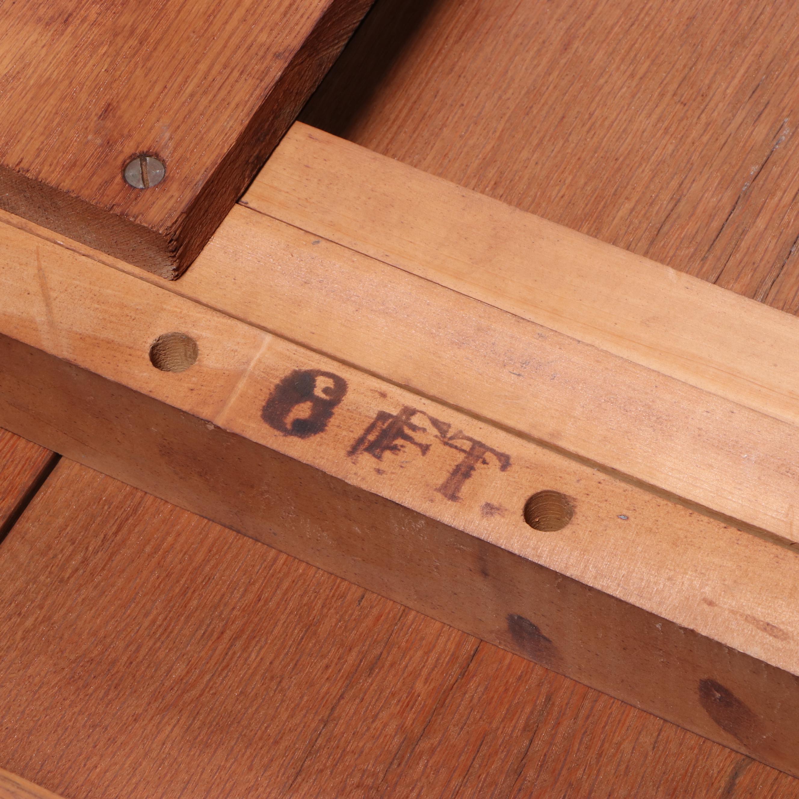Arts and Crafts Oak Extending Dining Table, Early 20th Century
