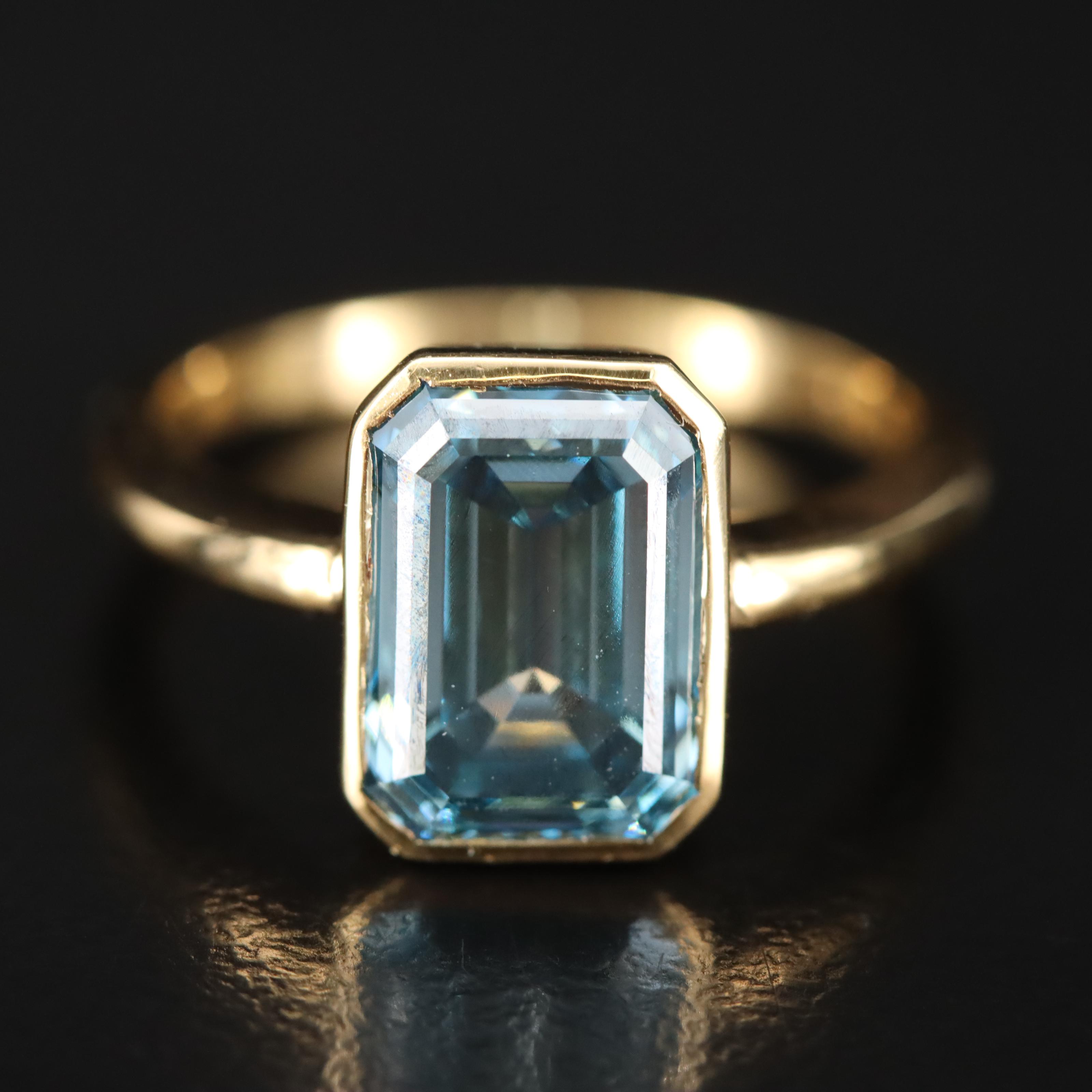 18K 4.02 CT (Origin Undetermined) Fancy Dark Blue Diamond Solitaire Ring