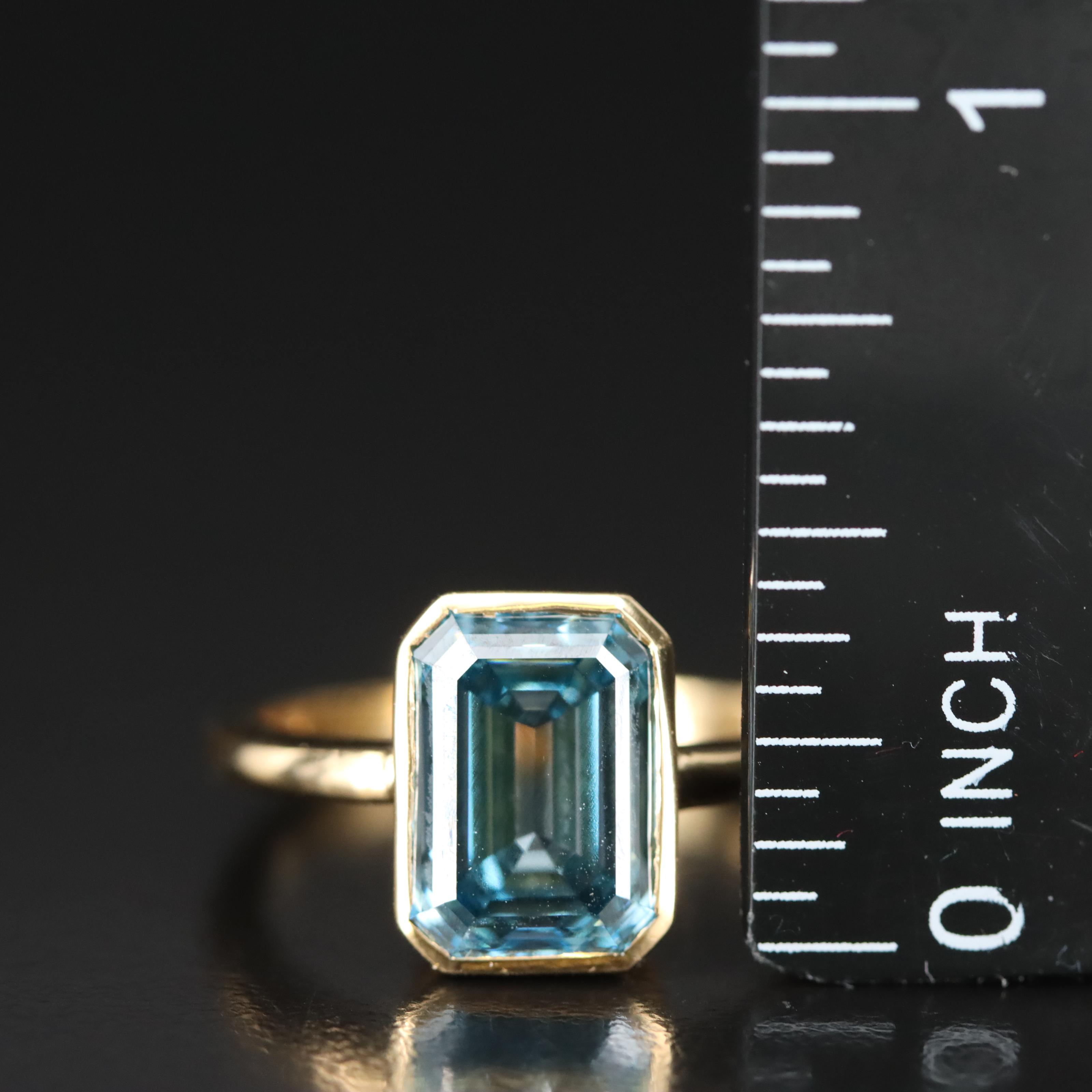 18K 4.02 CT (Origin Undetermined) Fancy Dark Blue Diamond Solitaire Ring