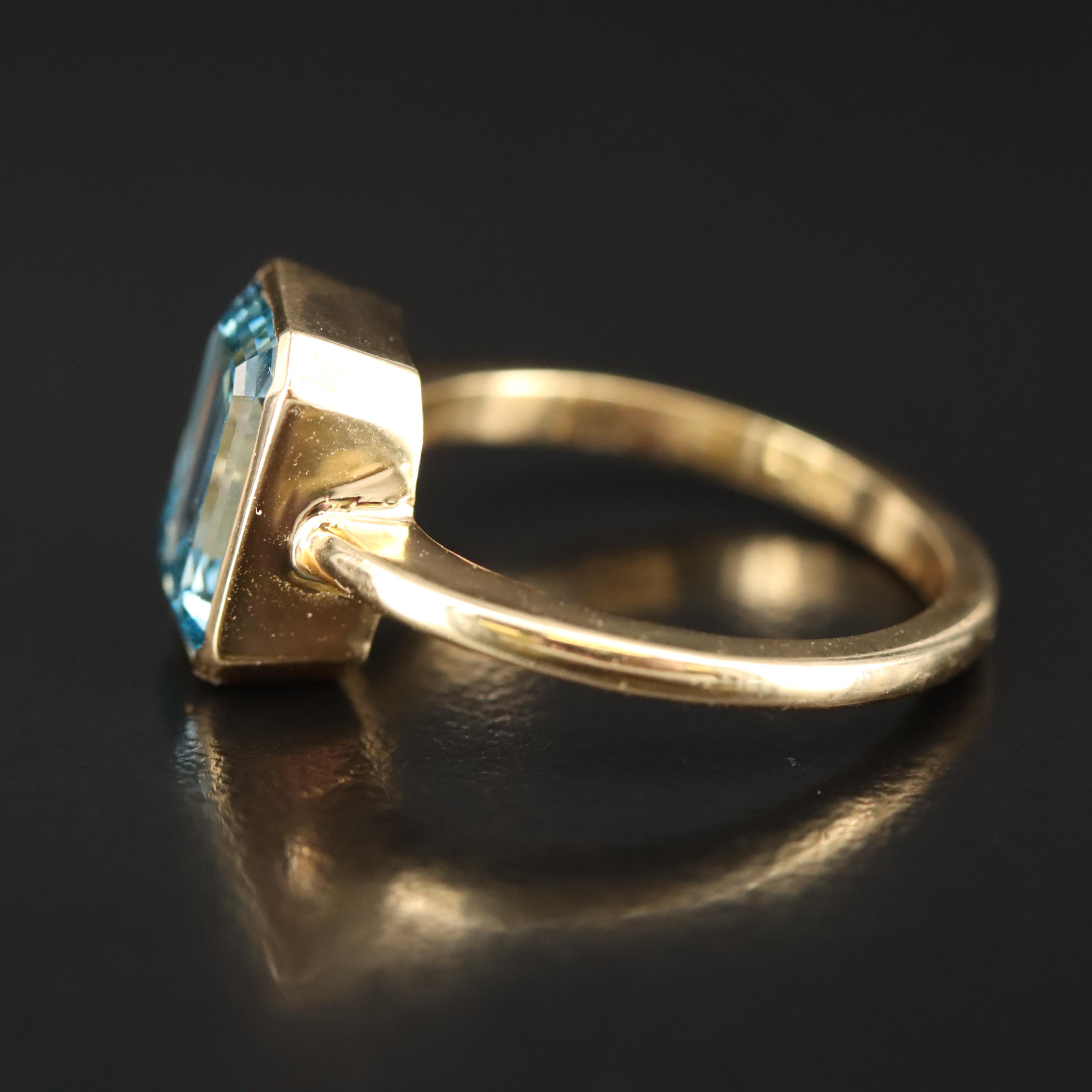 18K 4.02 CT (Origin Undetermined) Fancy Dark Blue Diamond Solitaire Ring