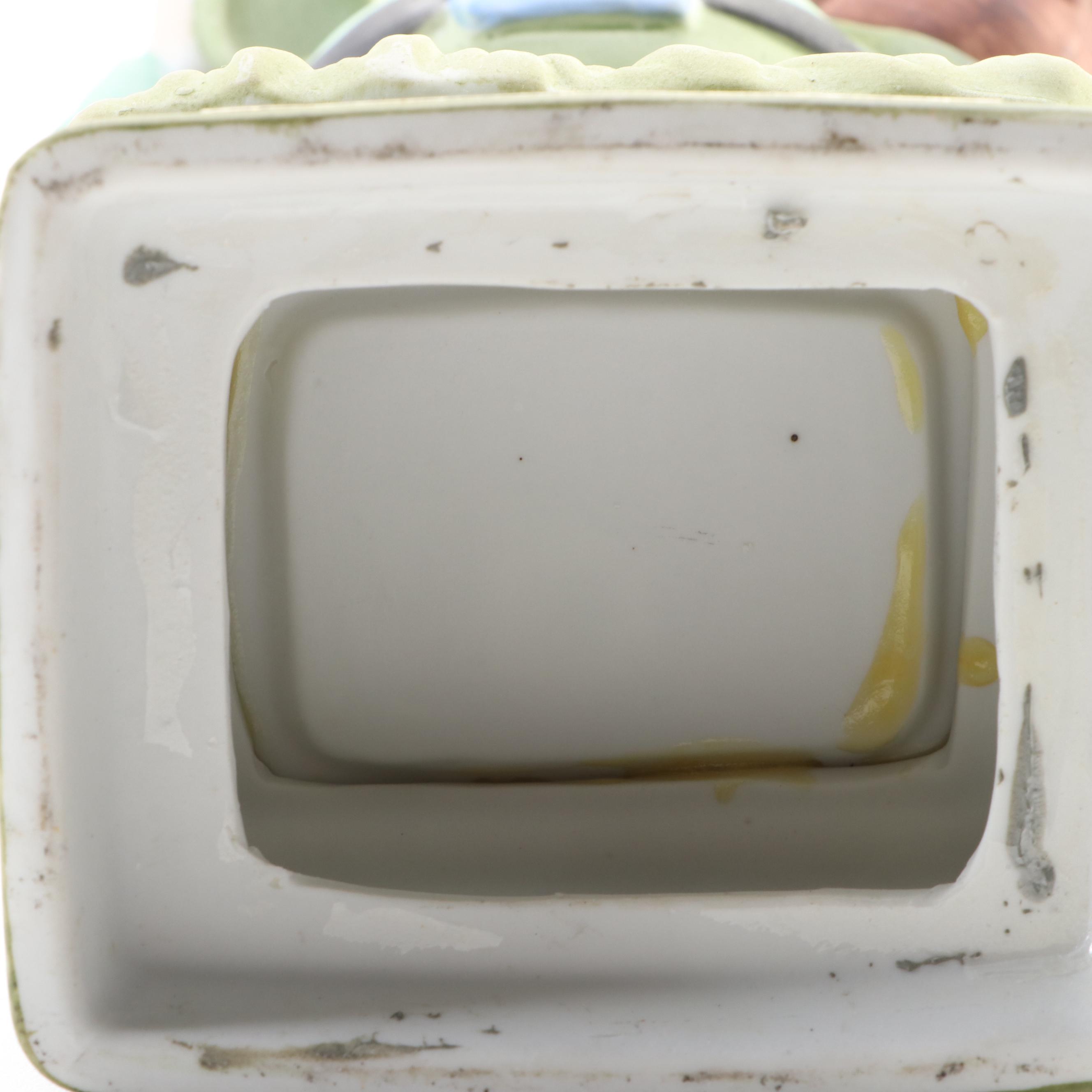 Kentucky Straight Bourbon Figural Whiskey Decanter Music Box