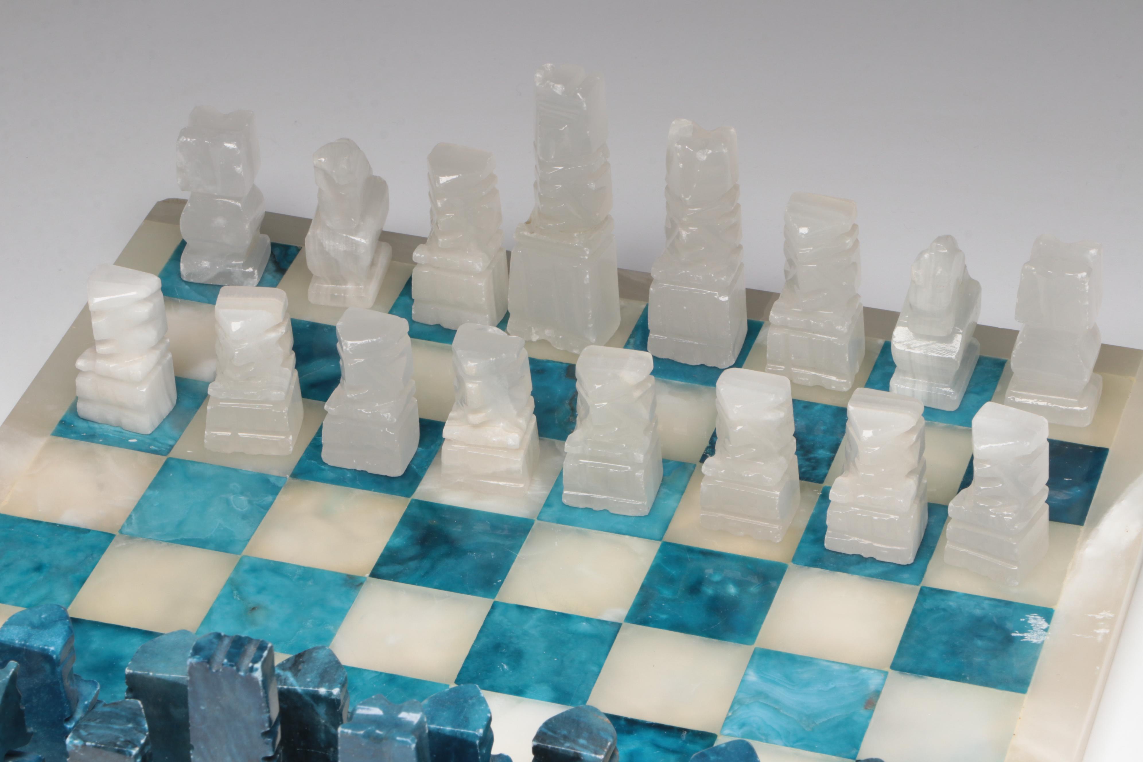 Blue and White Quartz Chess Set