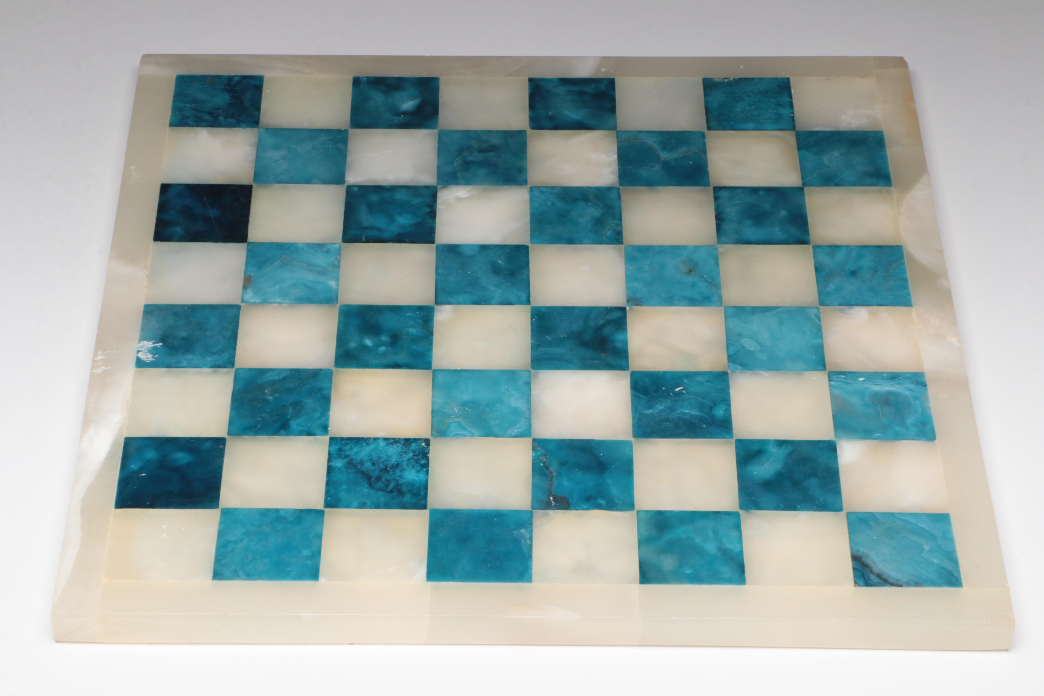 Blue and White Quartz Chess Set