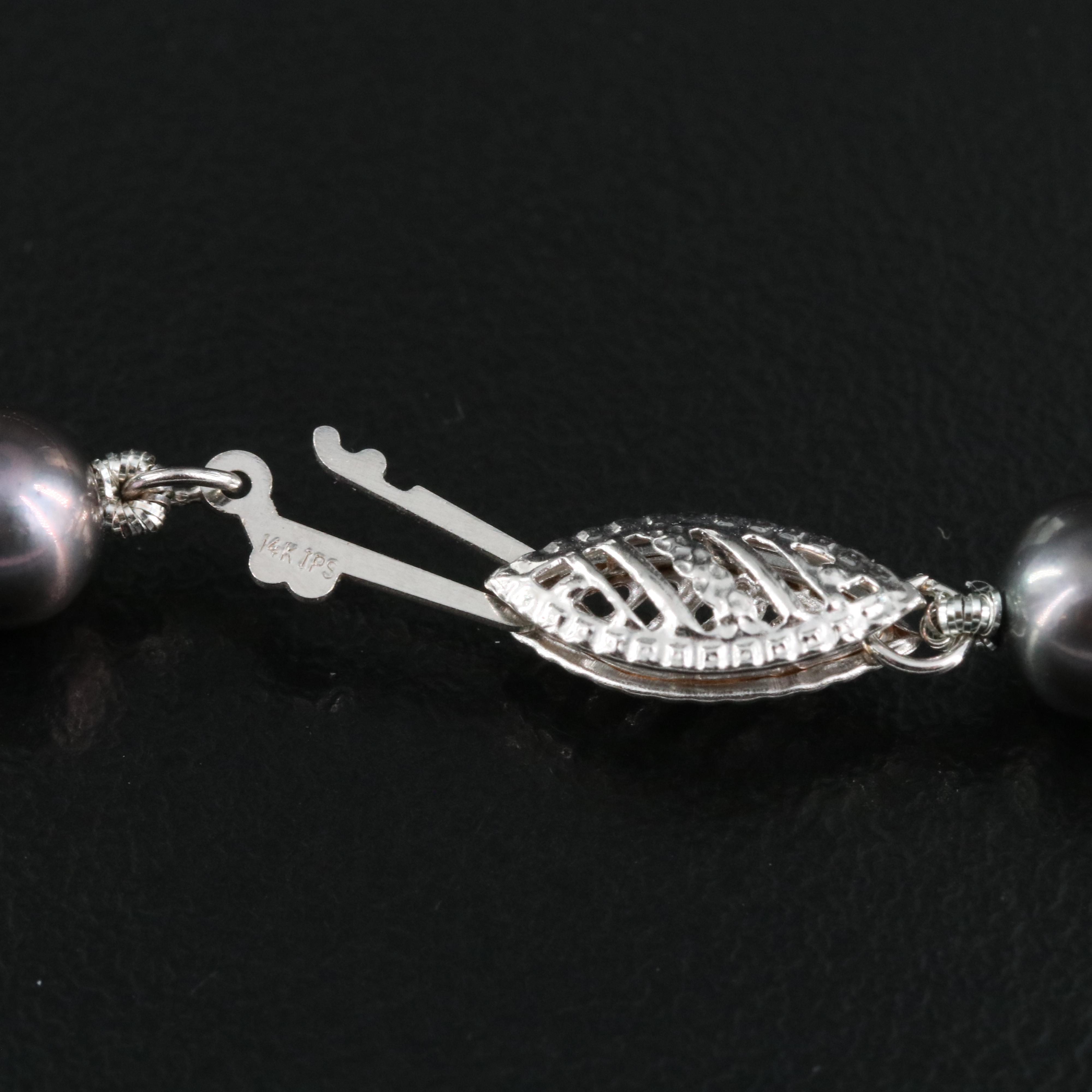 Pearl Necklace with 14K Clasp