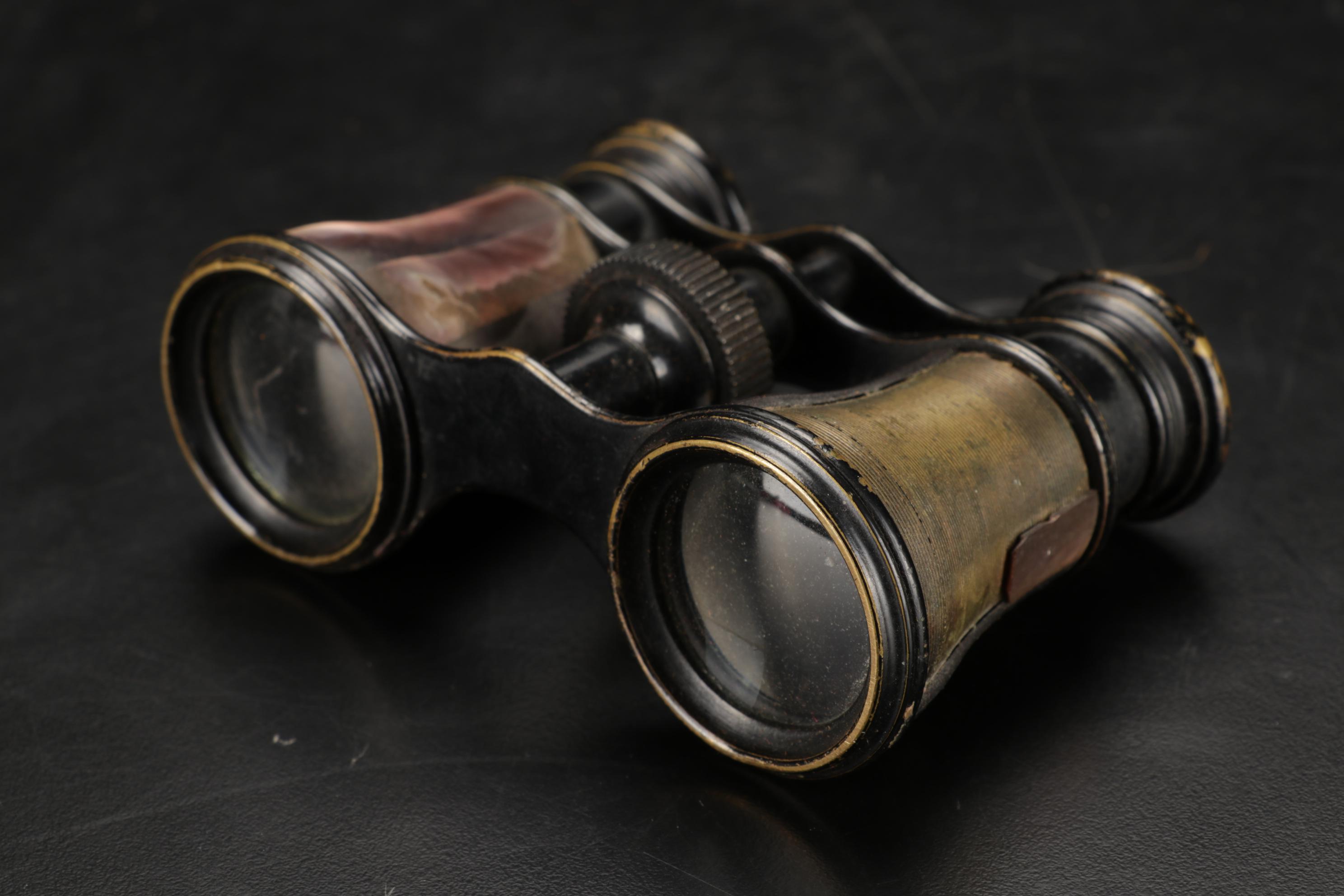 Lunt Sterling Silver "Modern Victorian" Dinner Fork with Opera Glasses