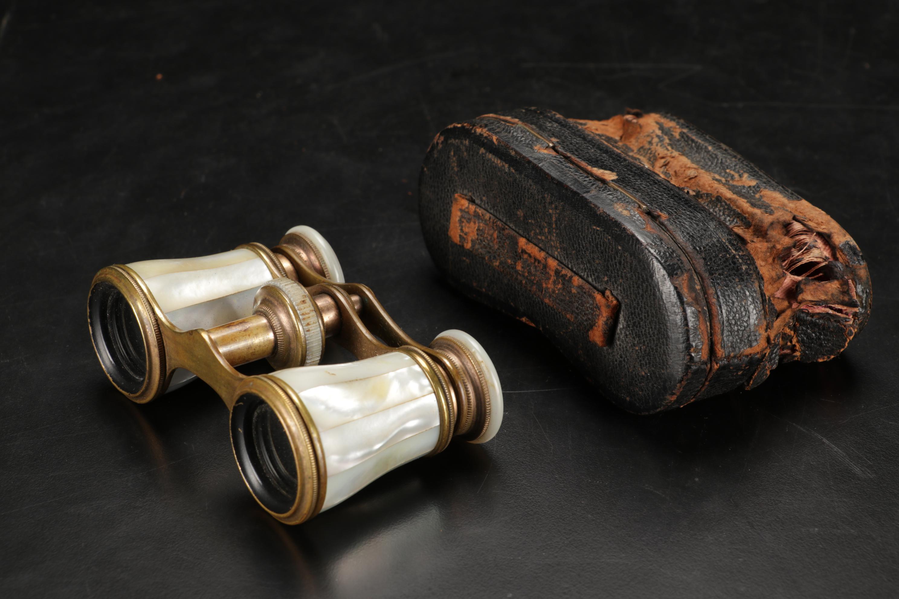 Lunt Sterling Silver "Modern Victorian" Dinner Fork with Opera Glasses