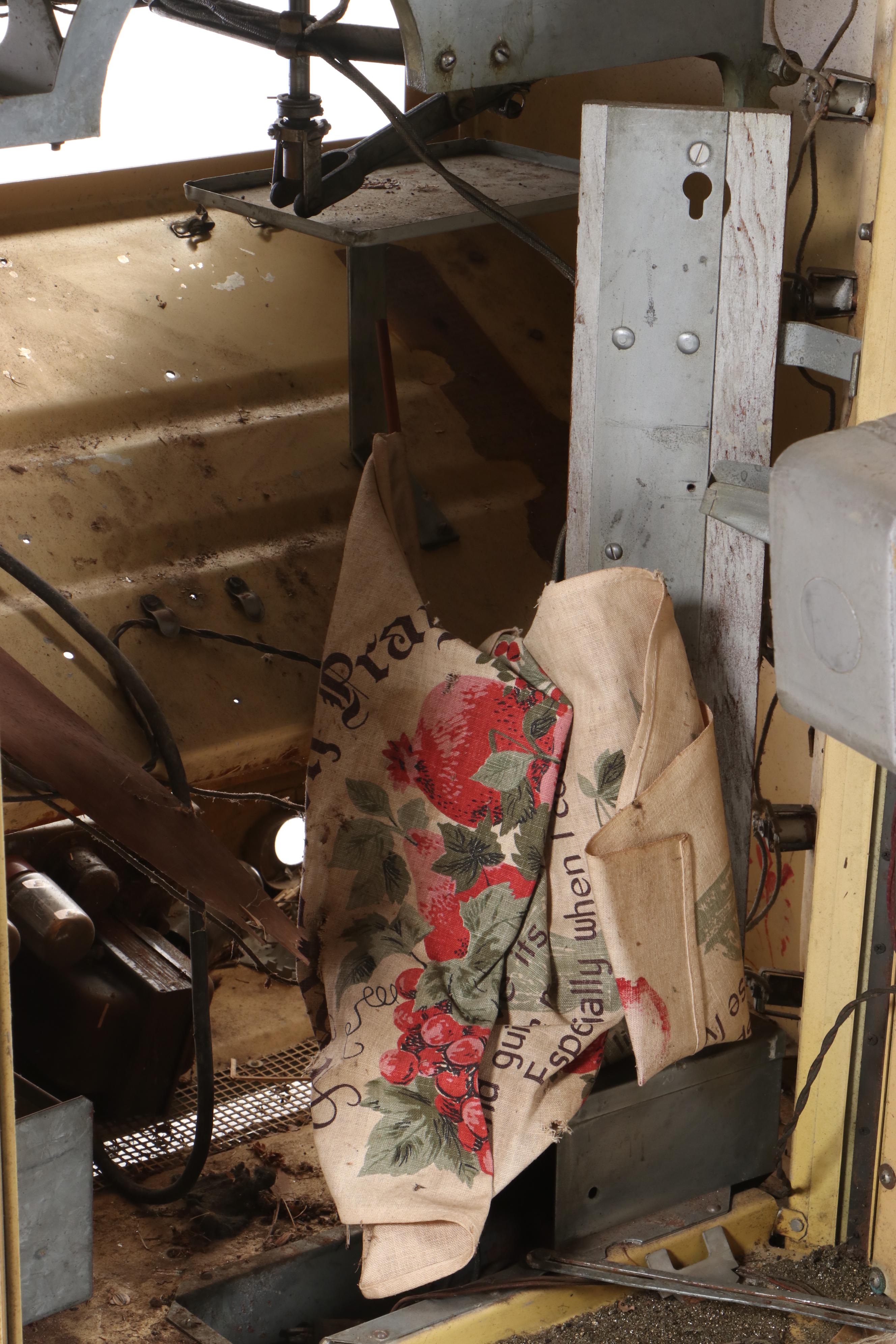 Seeburg Symphonola Record Changer "Special" Art Deco Oak Veneer Jukebox