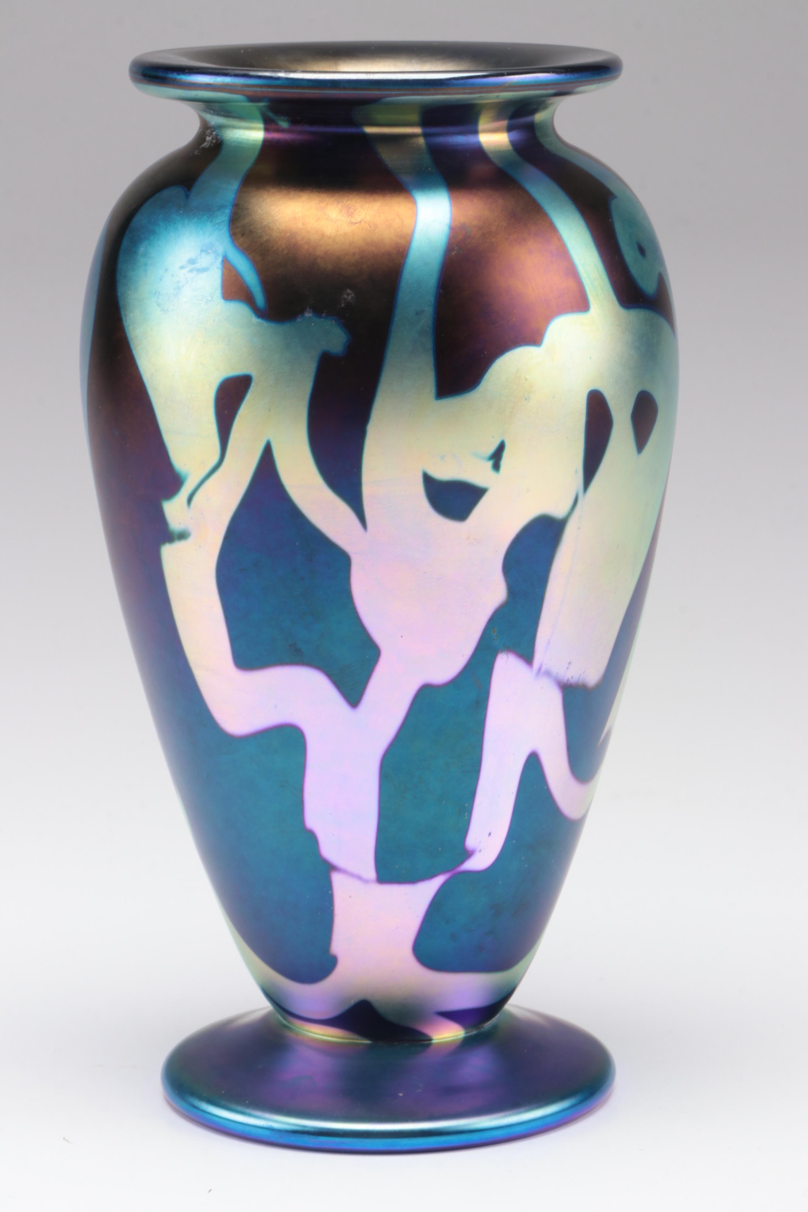 Robert Eickholt Handblown Iridescent with Trailing Studio Art Glass Vase, 2003
