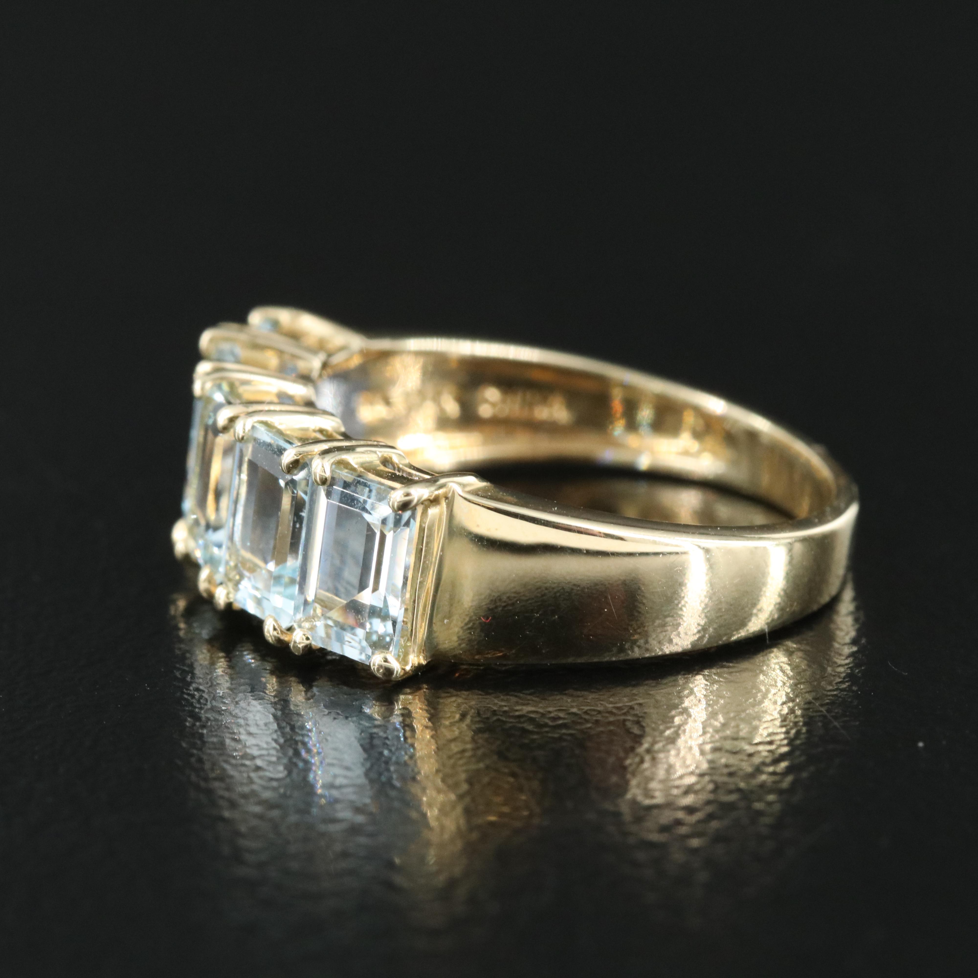 14K Aquamarine Ring