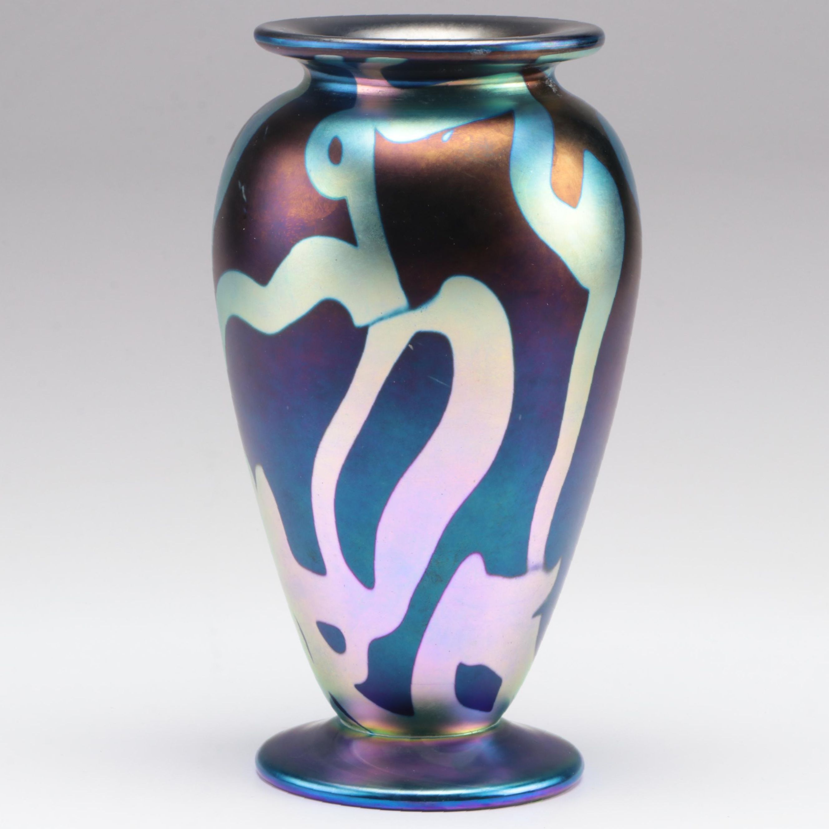 Robert Eickholt Handblown Iridescent with Trailing Studio Art Glass Vase, 2003
