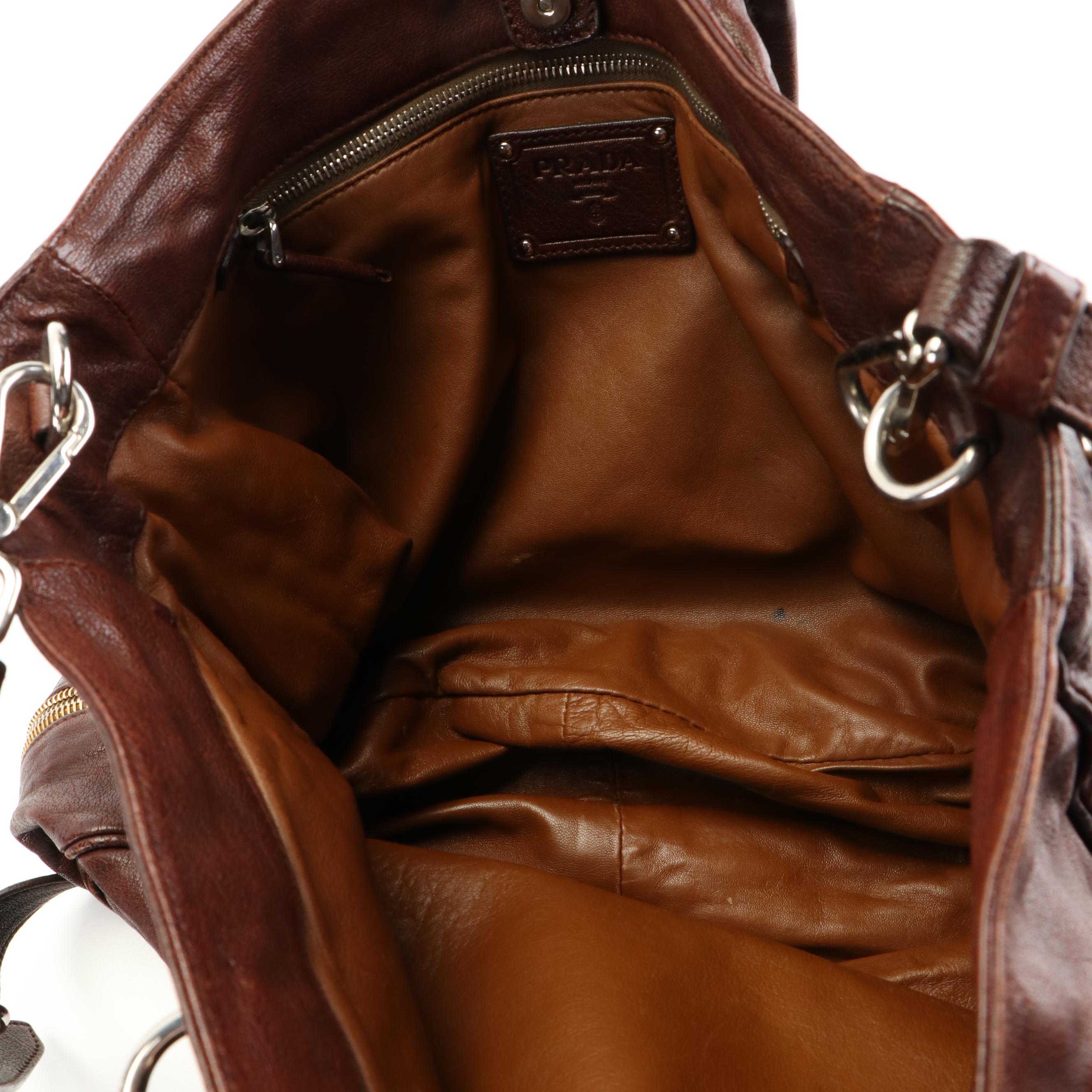 Prada Shoulder Bag in Brown Cervo Shine Leather