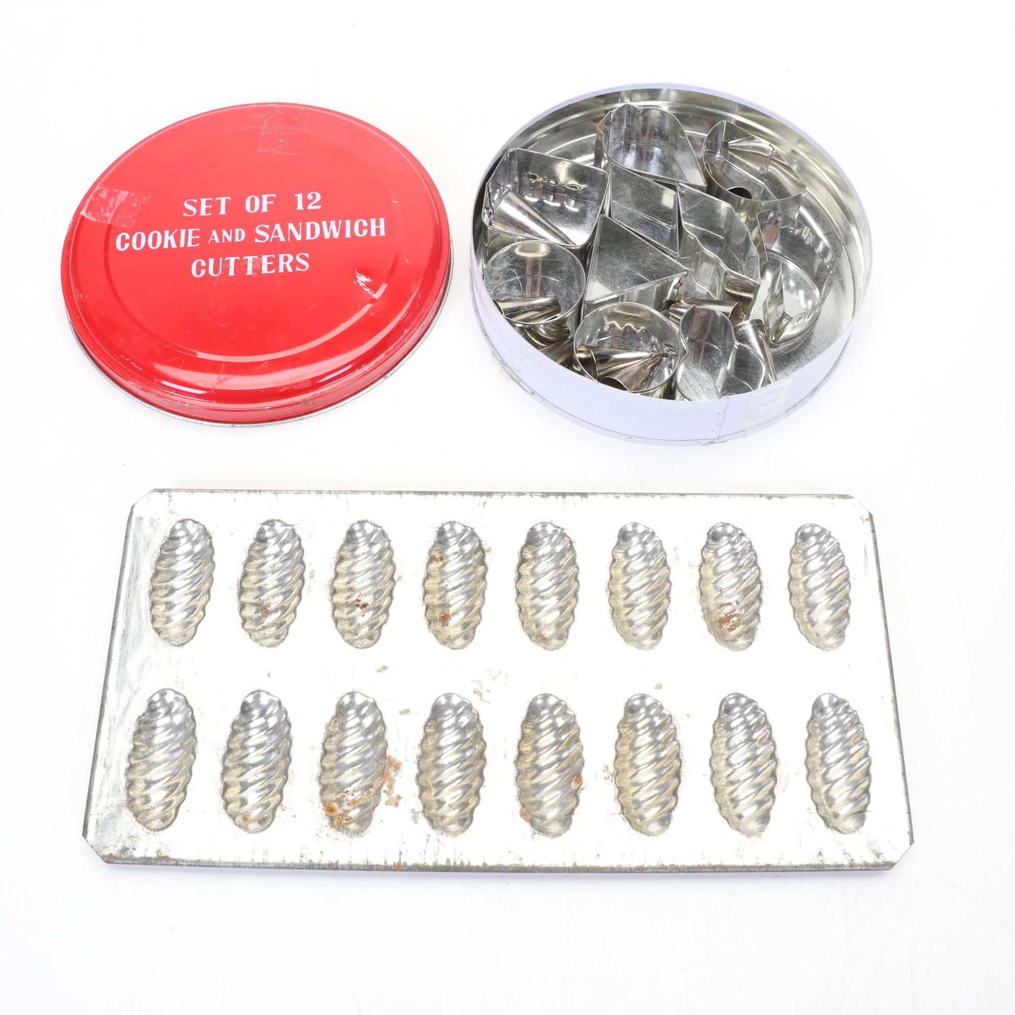 David Burke Enamel Cast Iron Dutch Oven with Other Bakeware and Kitchenware