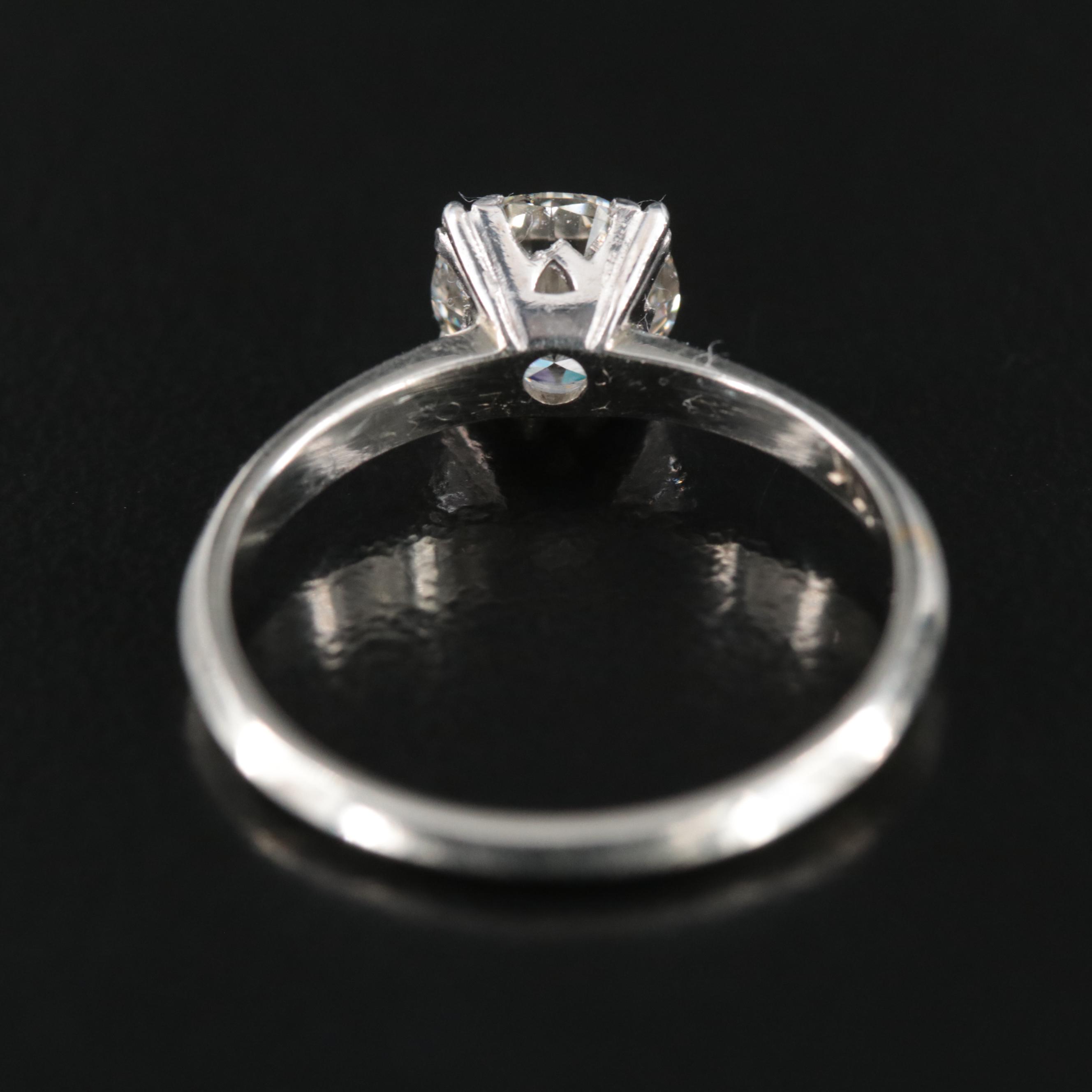 18K 1.00 CT Diamond Solitaire Ring with (Origin Undetermined) Center Diamond