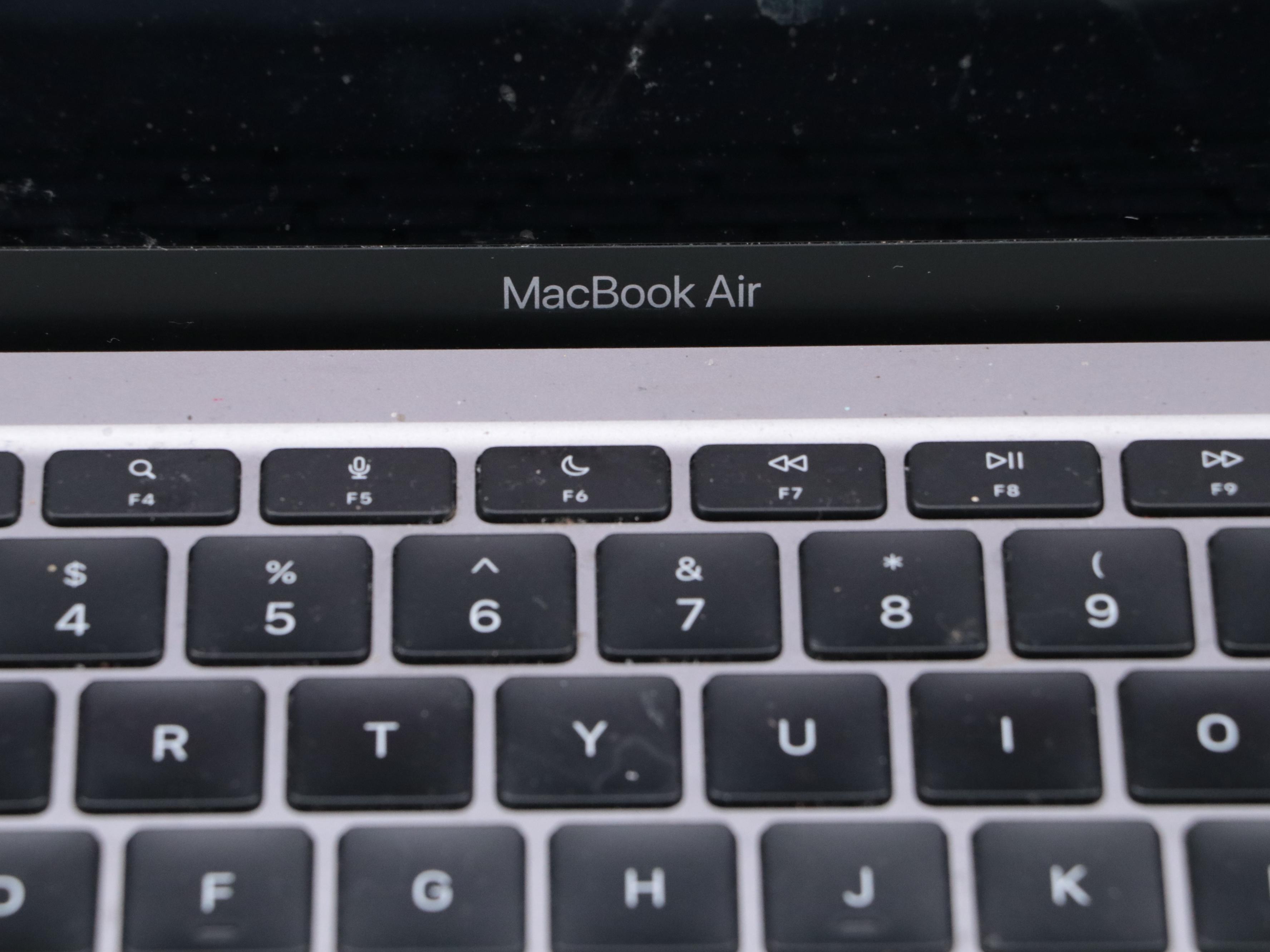 Apple MacBook Air 13" Silver Laptop, 2020