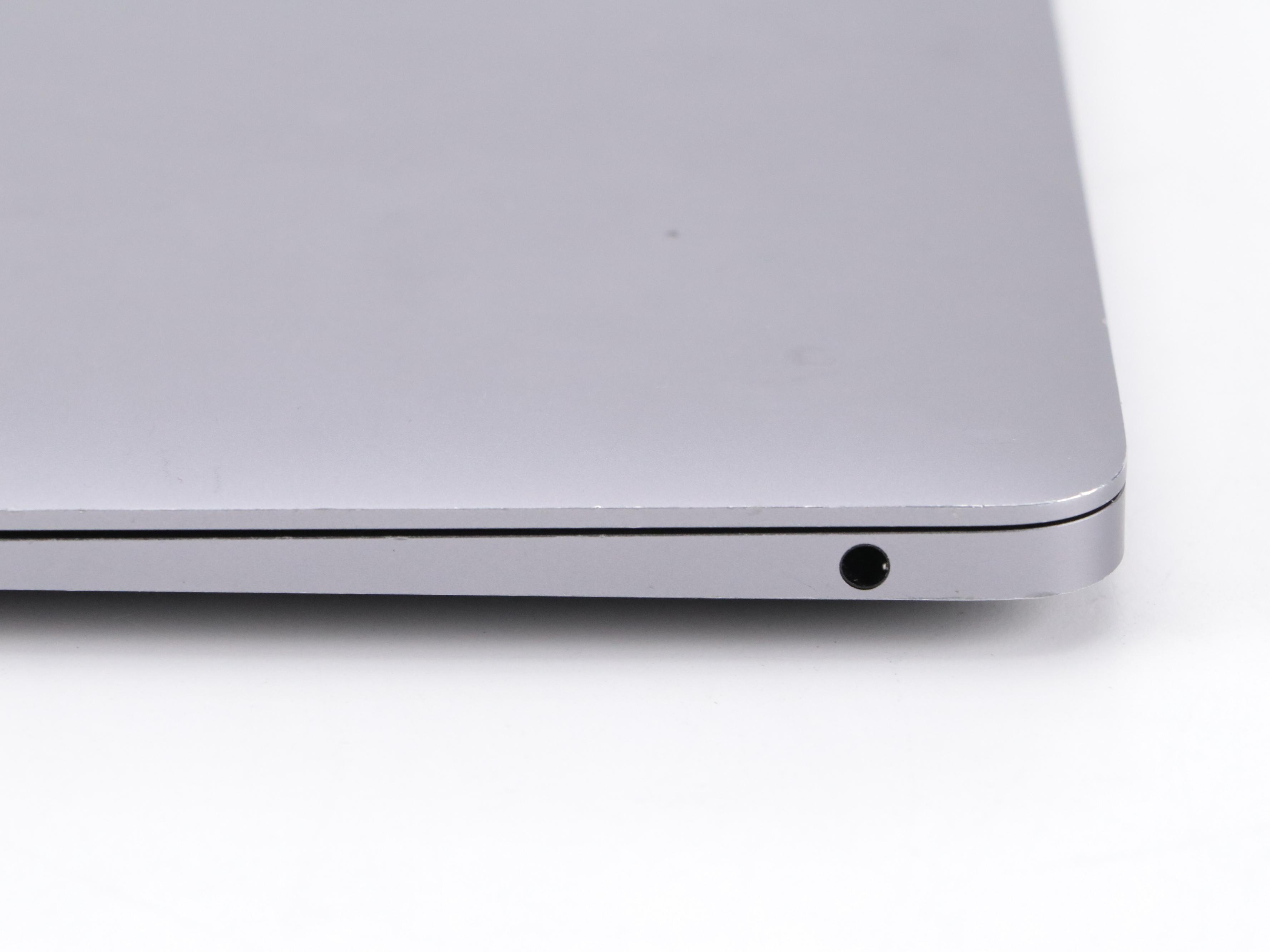 Apple MacBook Air 13" Silver Laptop, 2020