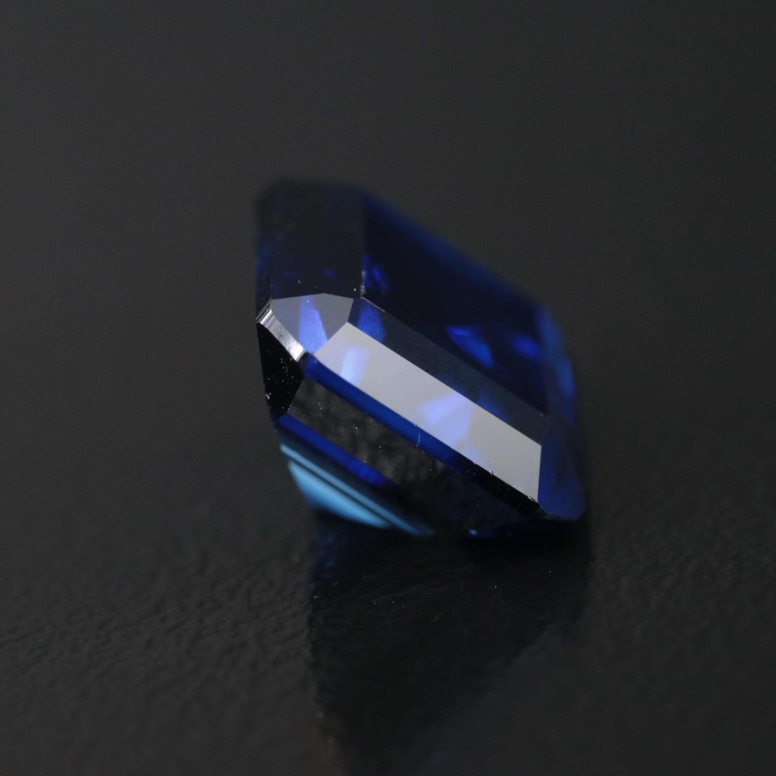 Loose 7.87 CT Lab Grown Sapphire
