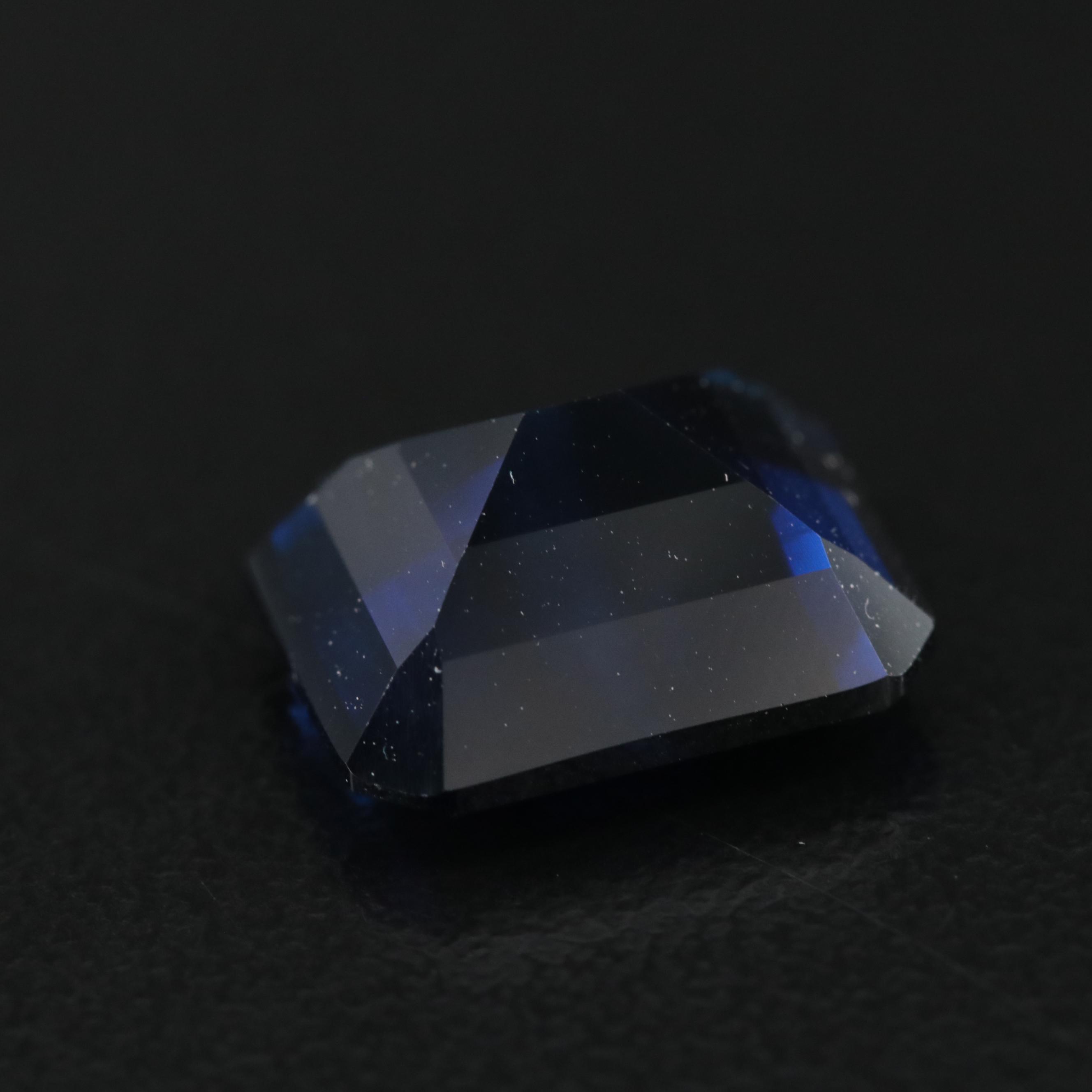 Loose 7.87 CT Lab Grown Sapphire