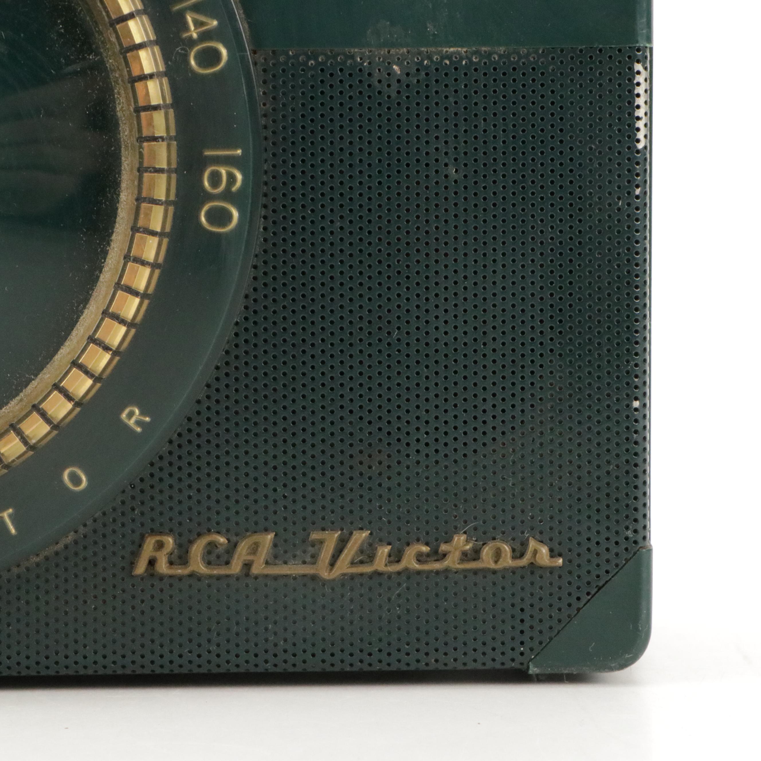 RCA Victor Tabletop Tube Radio