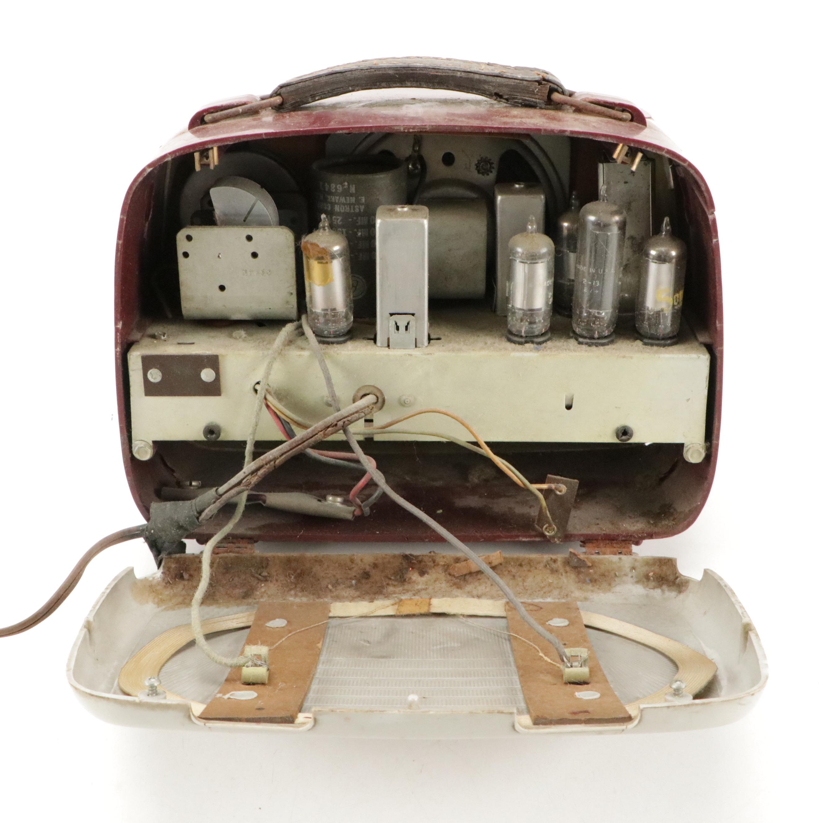 Sonora Tabletop Tube Radio, Early to Mid 20th Century