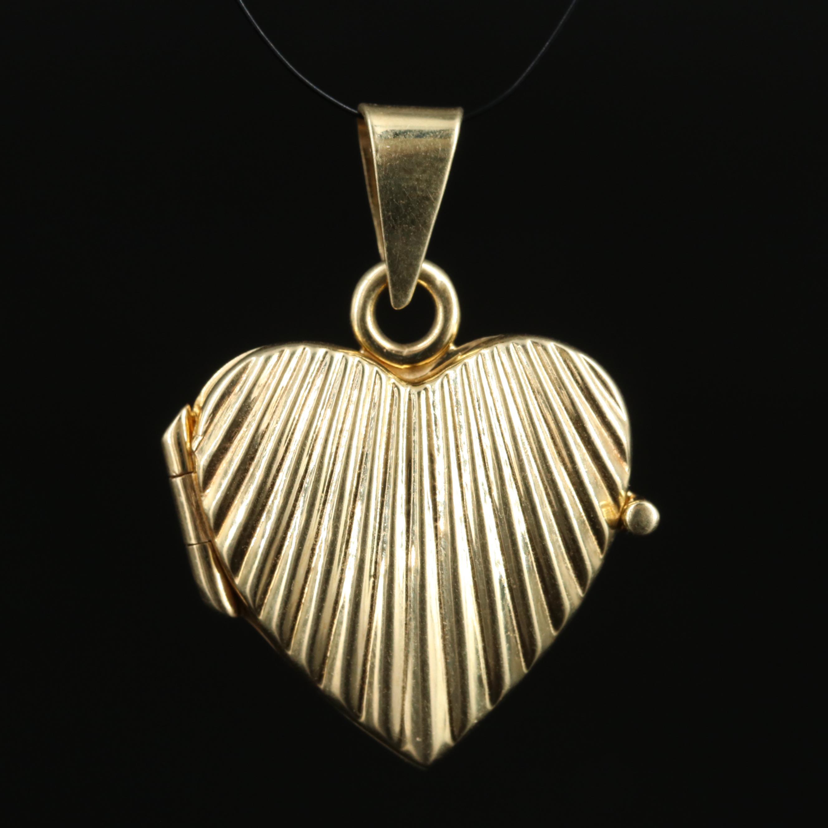 14K Fluted Heart Locket Pendant EBTH