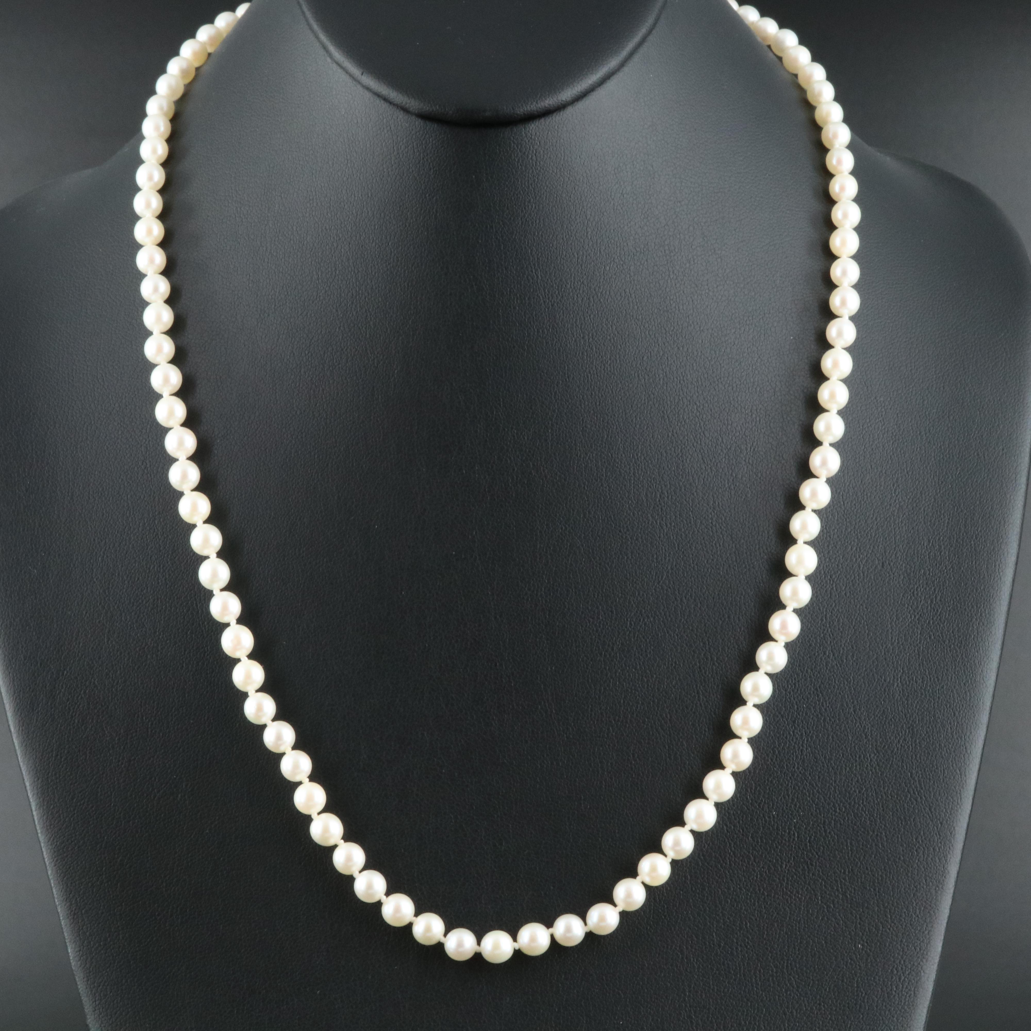 Pearl Necklace with 14K Clasp