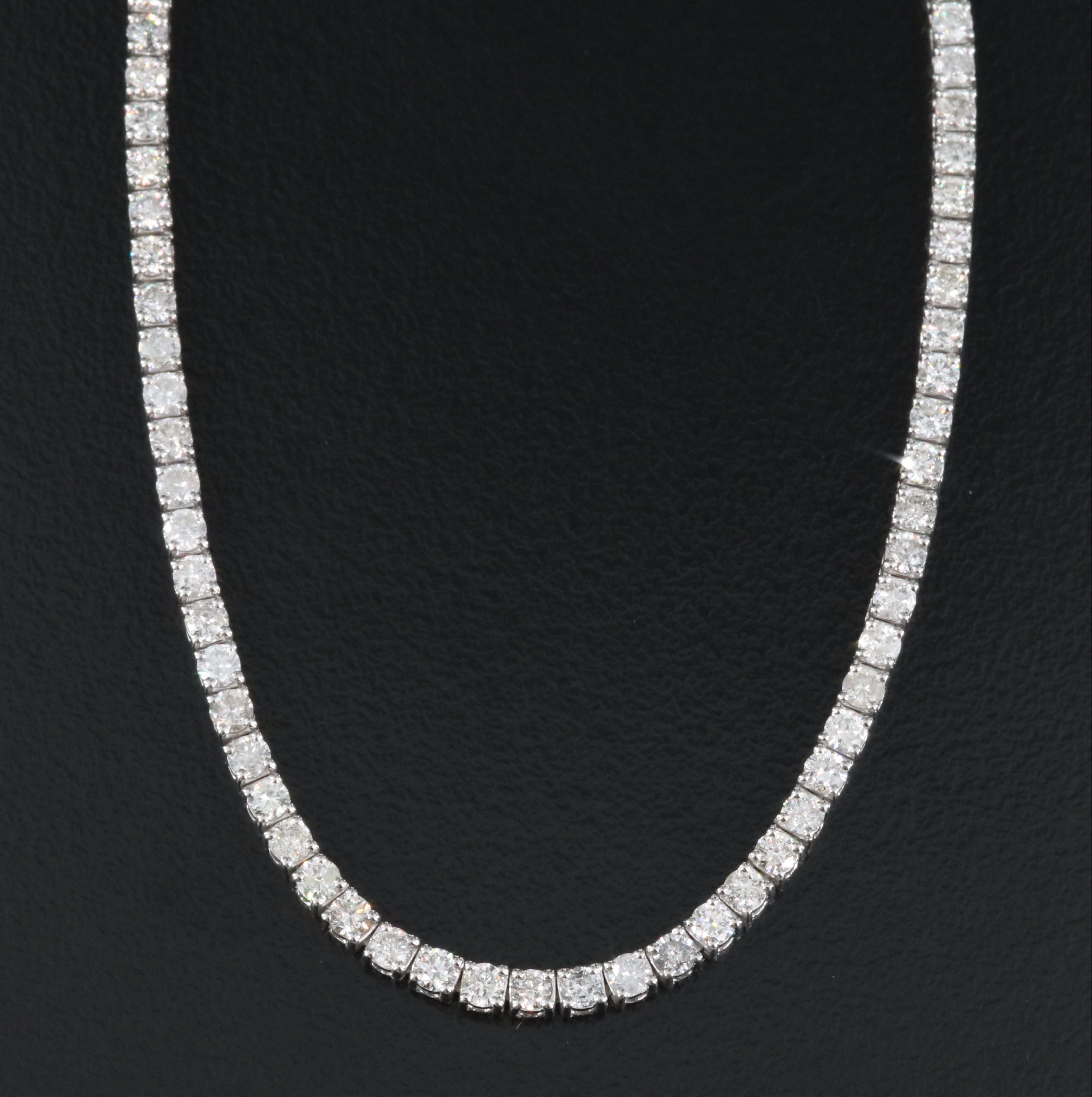 14K 3.04 CTW Diamond Necklace