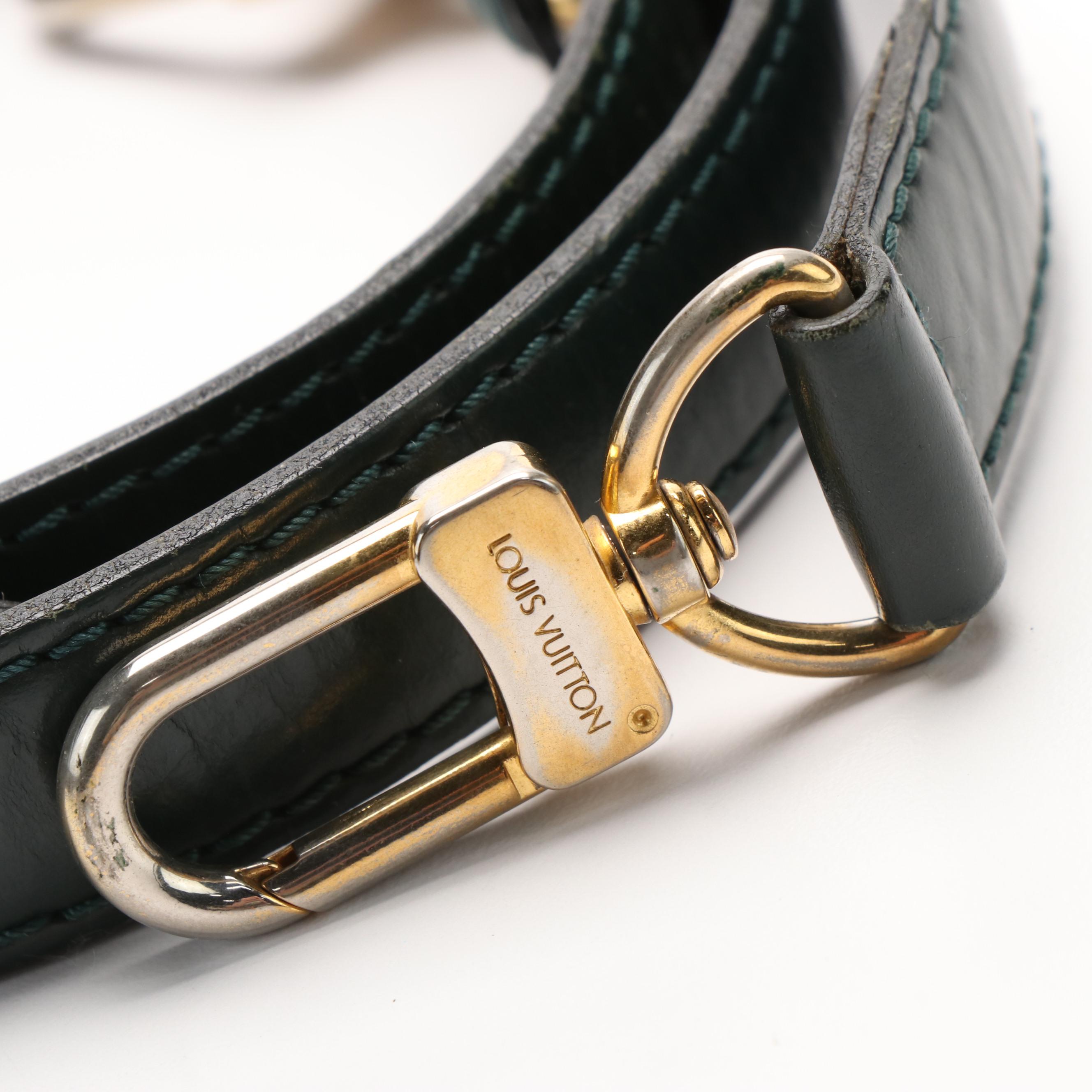 Louis Vuitton Crossbody Strap in Green Leather
