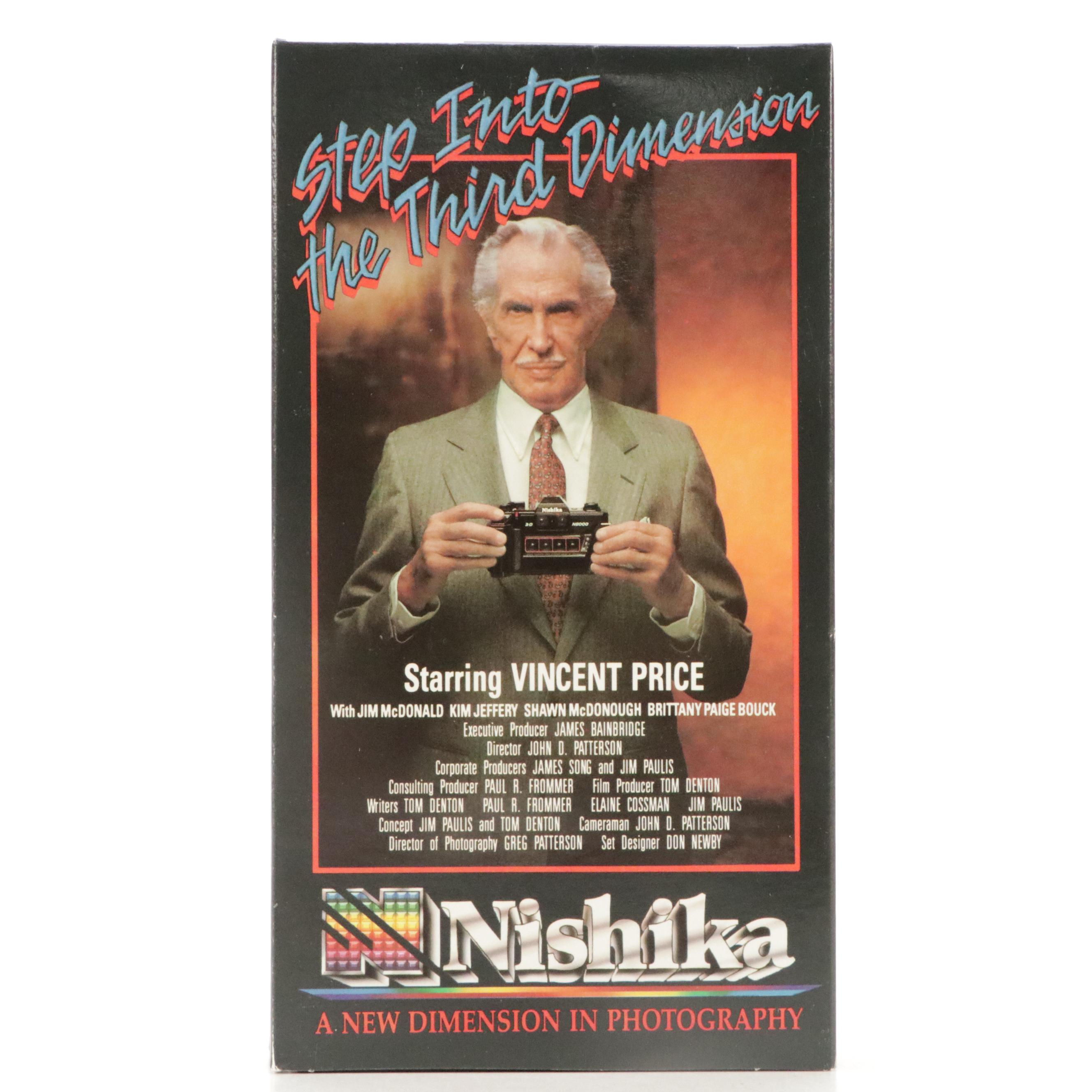 Nishika N8000 3D Camera with Case and Twin Flash, Manual and Film