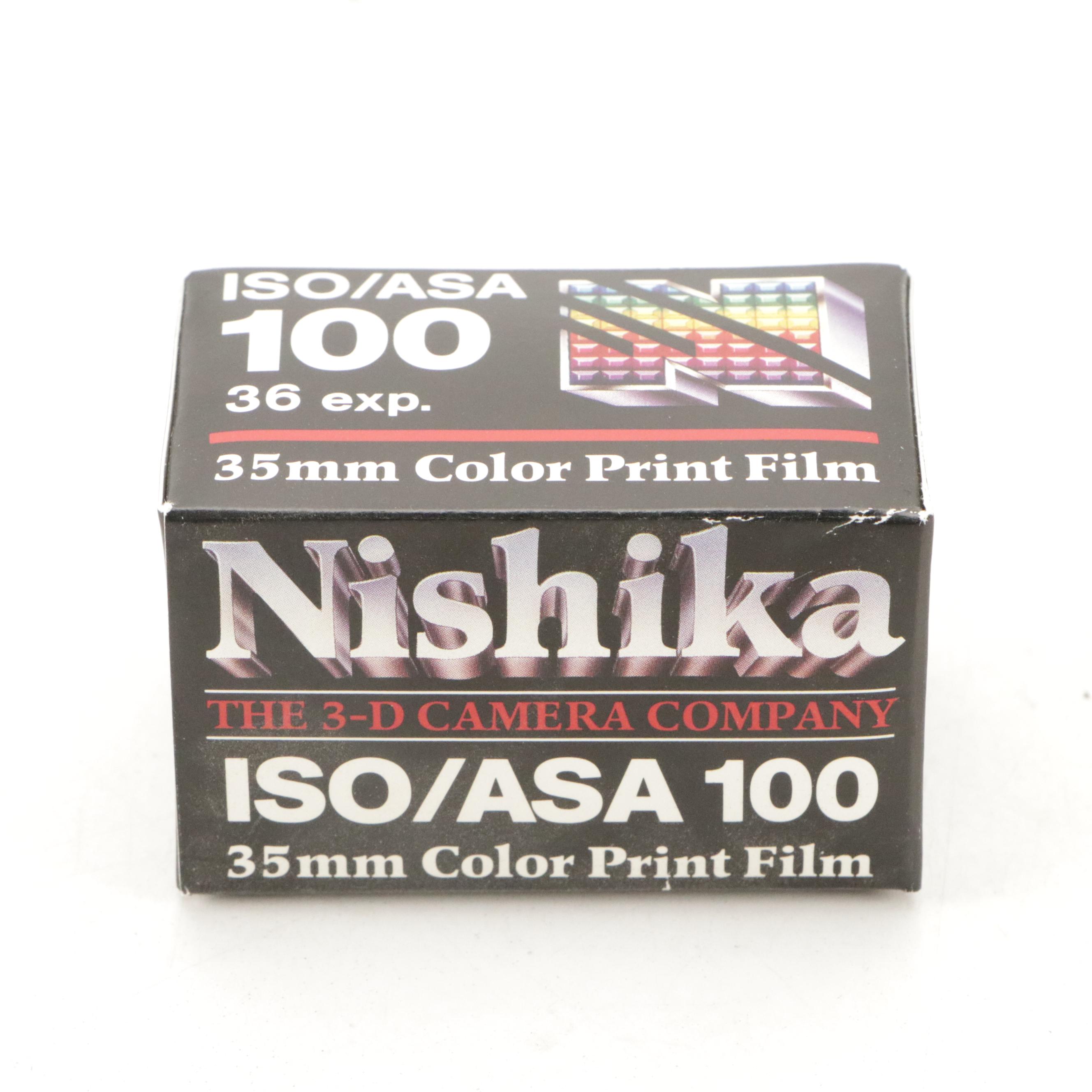 Nishika N8000 3D Camera with Case and Twin Flash, Manual and Film