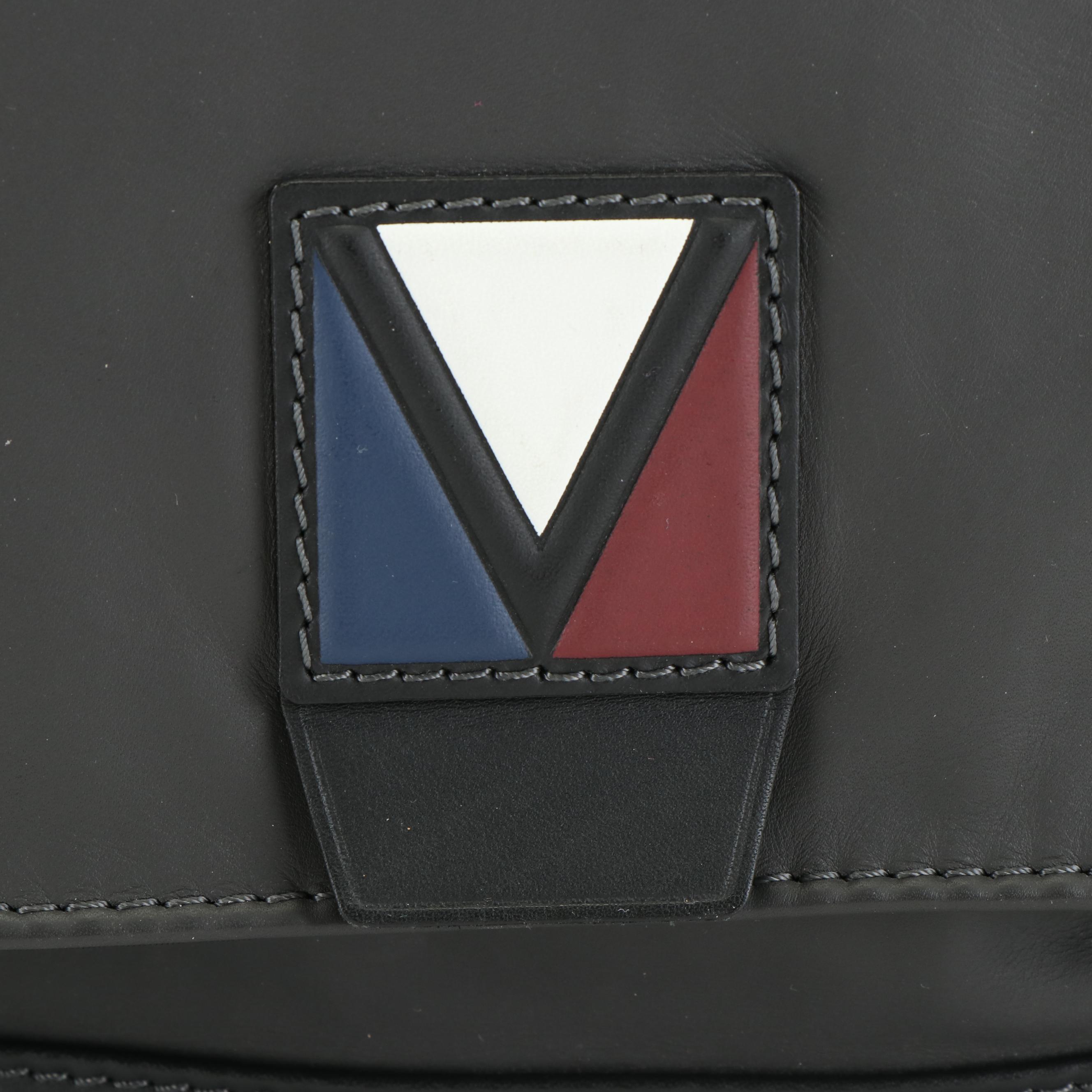 Louis Vuitton V-Line Crossbody Messenger Bag in Black Leather