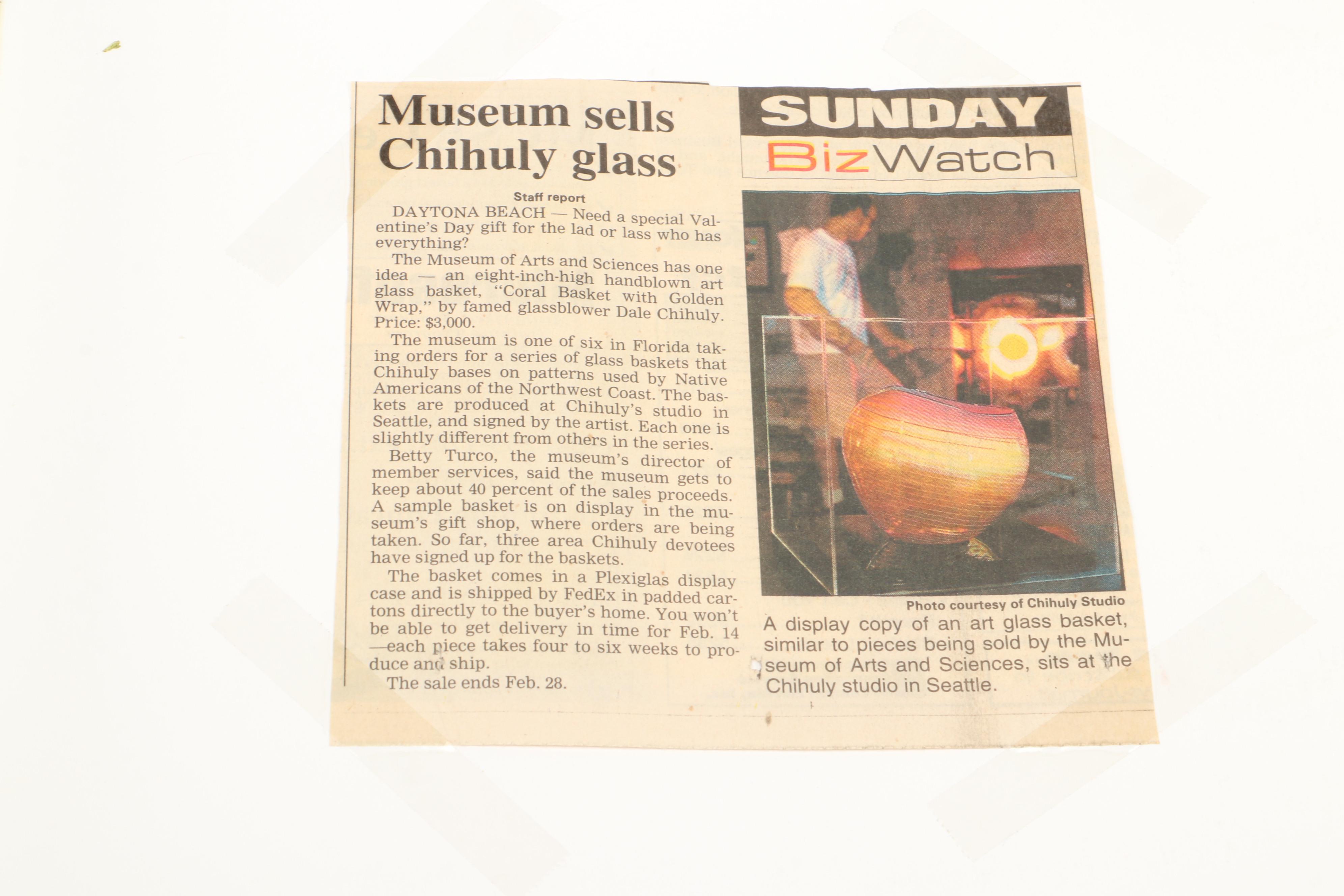 Signed "Dale Chihuly: Japan 1990" Catalog and More Dale Chihuly Books