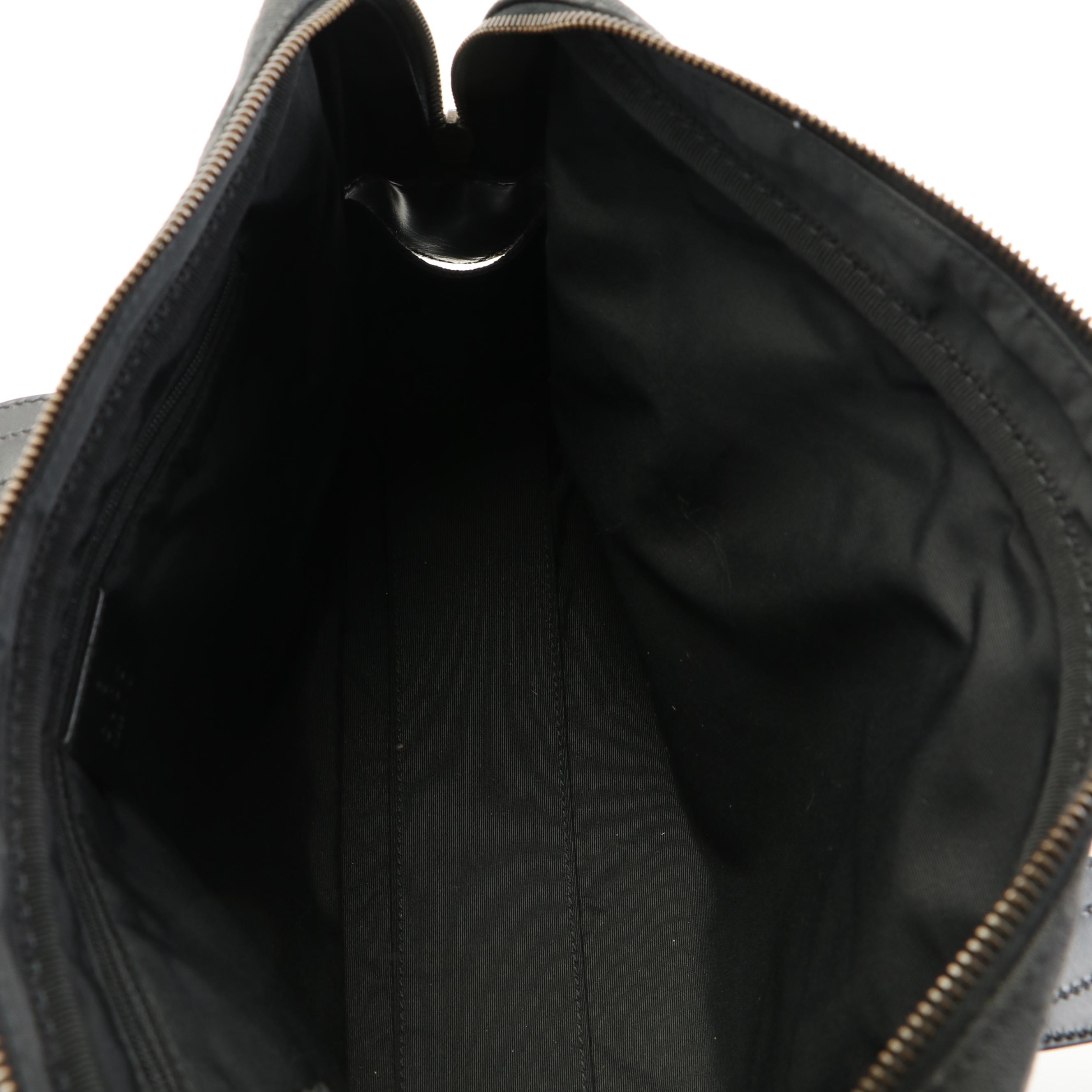 Gucci Shoulder Bag in Black GG Canvas