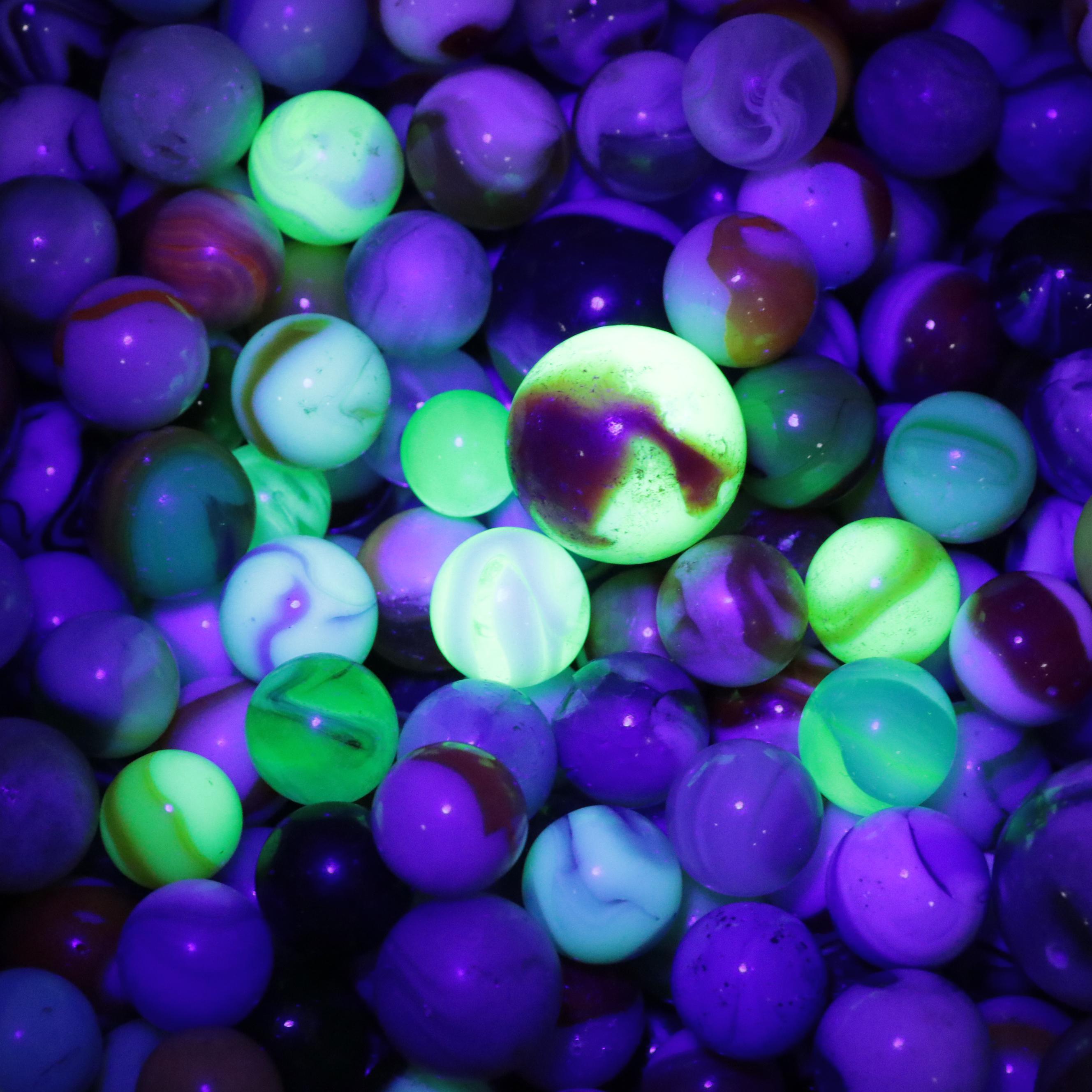 Custard Glass, Opaque, Swirlie, and More Machine Made Glass Marbles in Tin Box