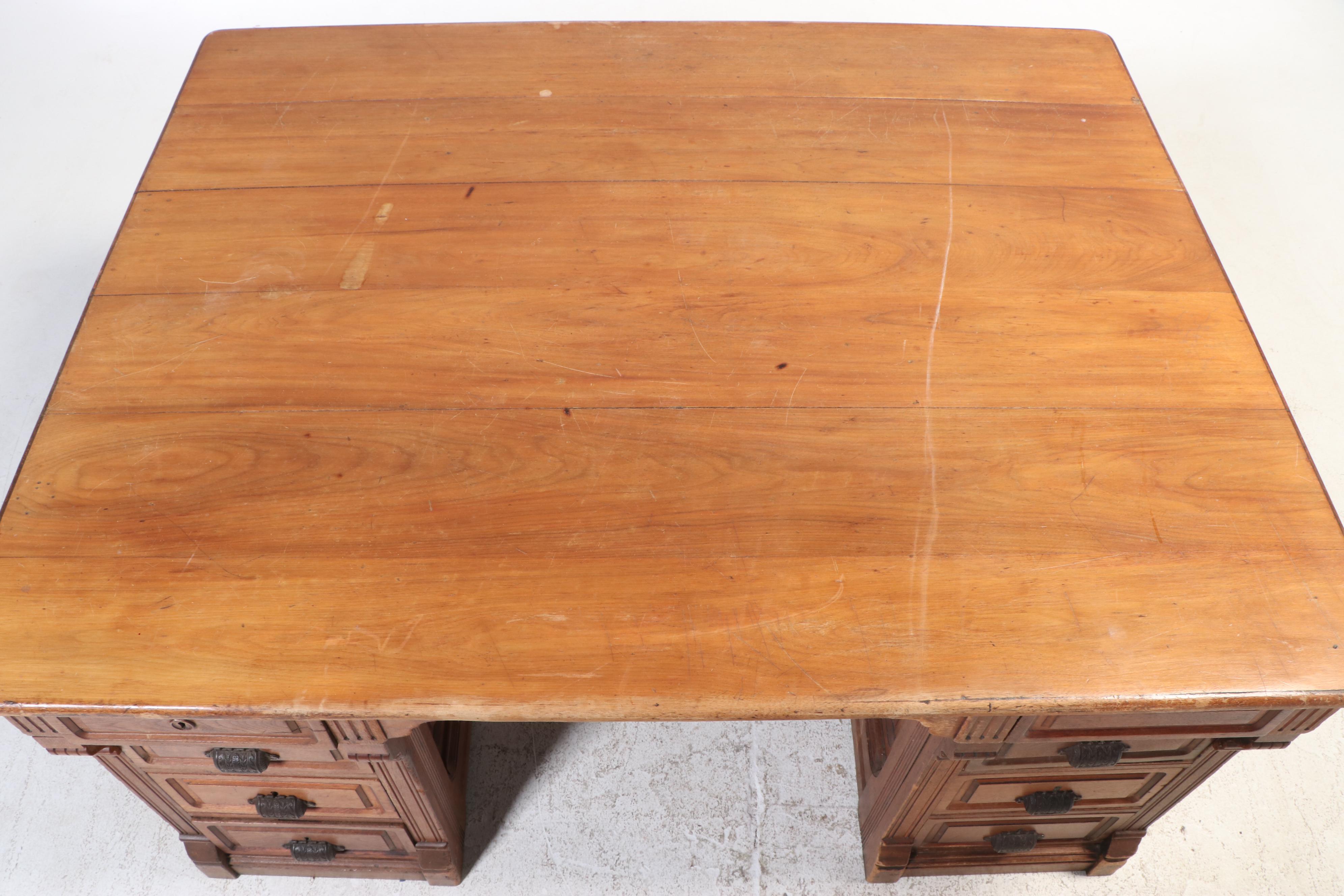 Victorian Walnut Double-Pedestal Partner's Desk, Late 19th Century