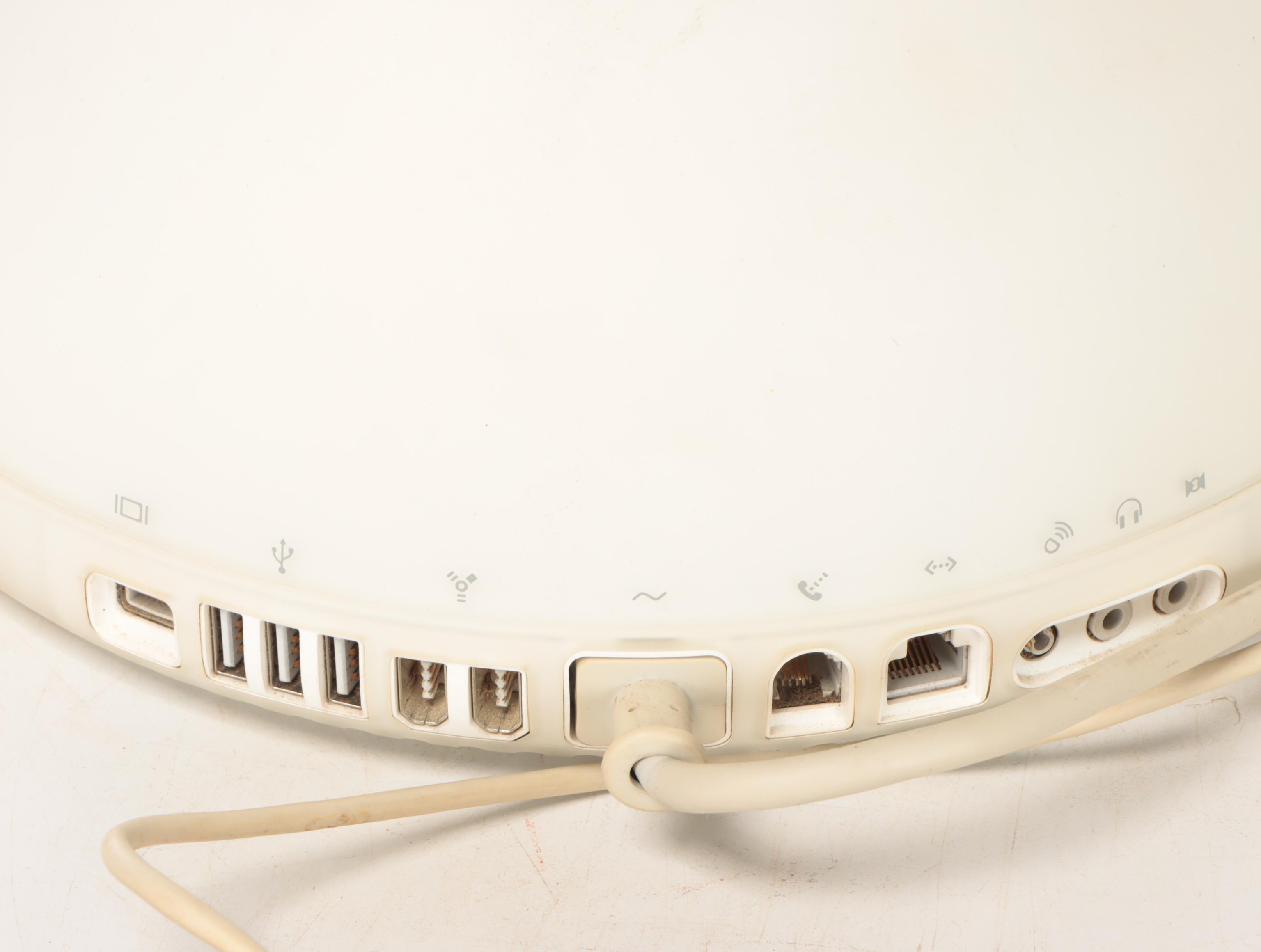 Apple iMac Desktop Computer with Keyboard, Mouse, Speakers